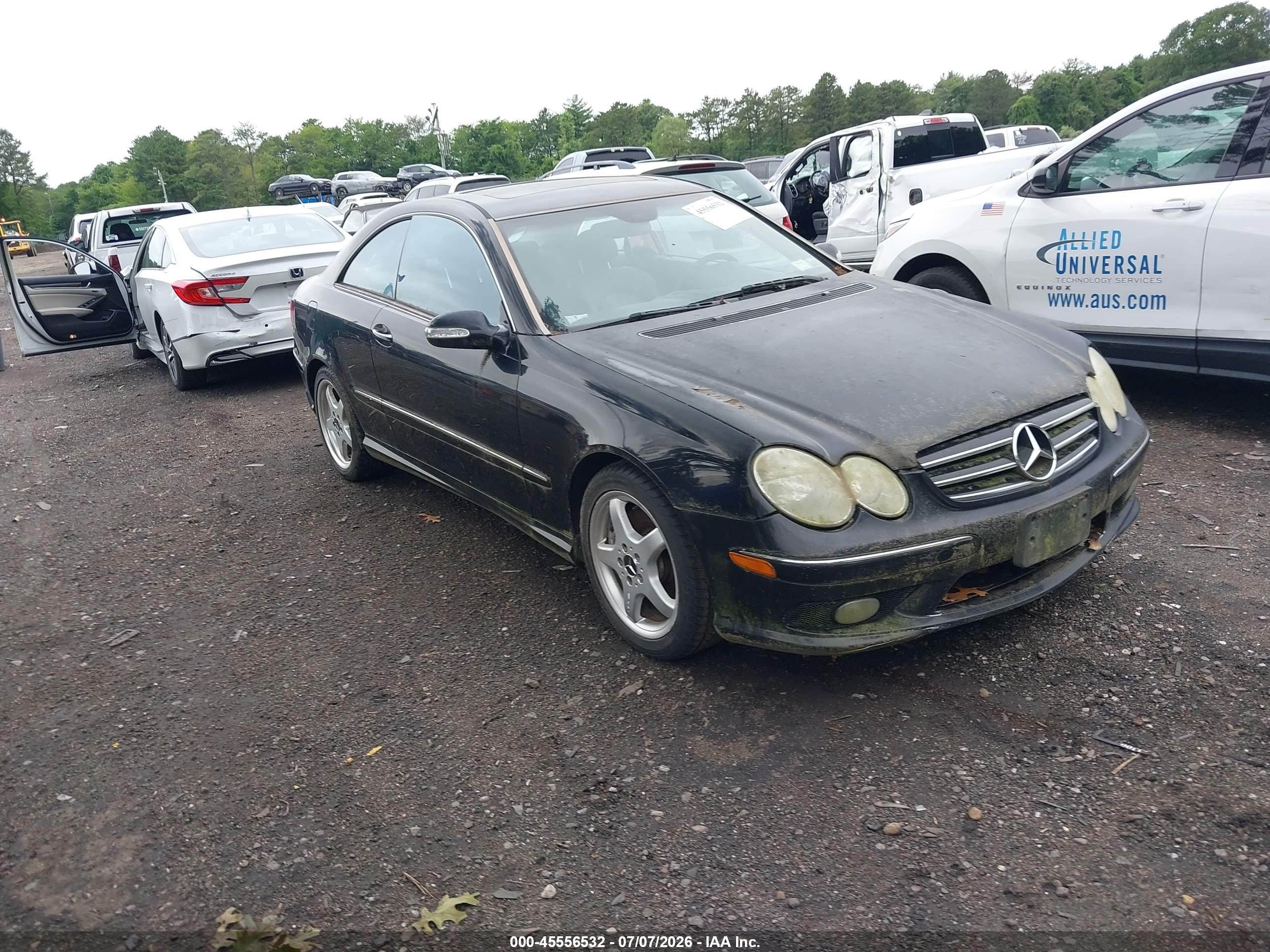 2004 Mercedes-Benz CLK 500, VIN WDBTJ75J44F077783 — Normal wear
