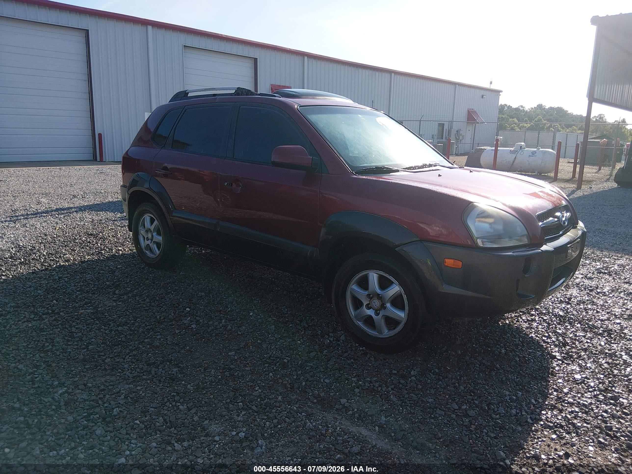 2005 Hyundai Tucson GLS, VIN KM8JN12D85U080669 — Normal wear
