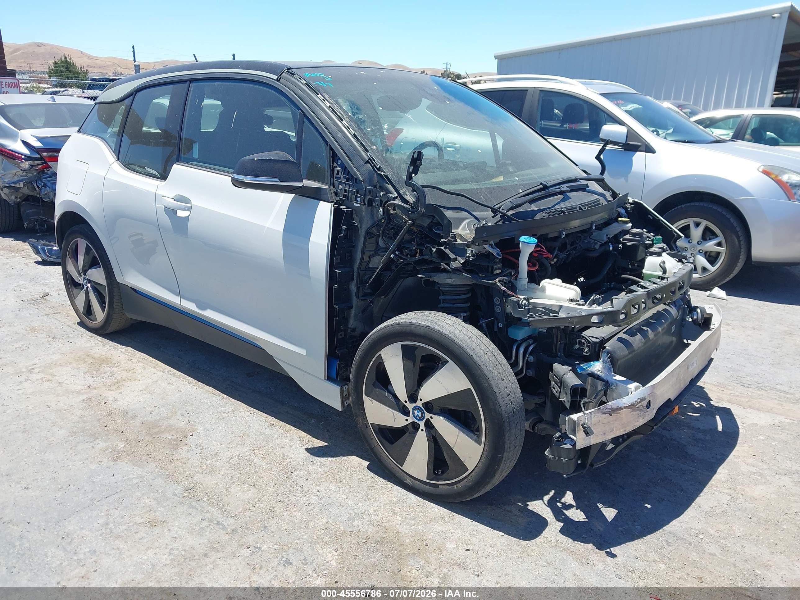 2020 BMW i3, VIN WBY8P2C02L7H13873 — Front end