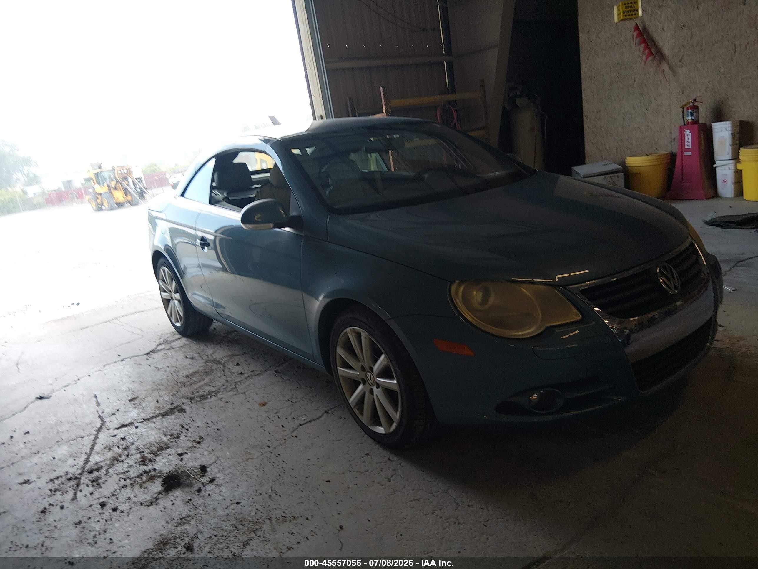 2008 Volkswagen Eos Turbo, VIN WVWBA71F78V023419 — Normal wear