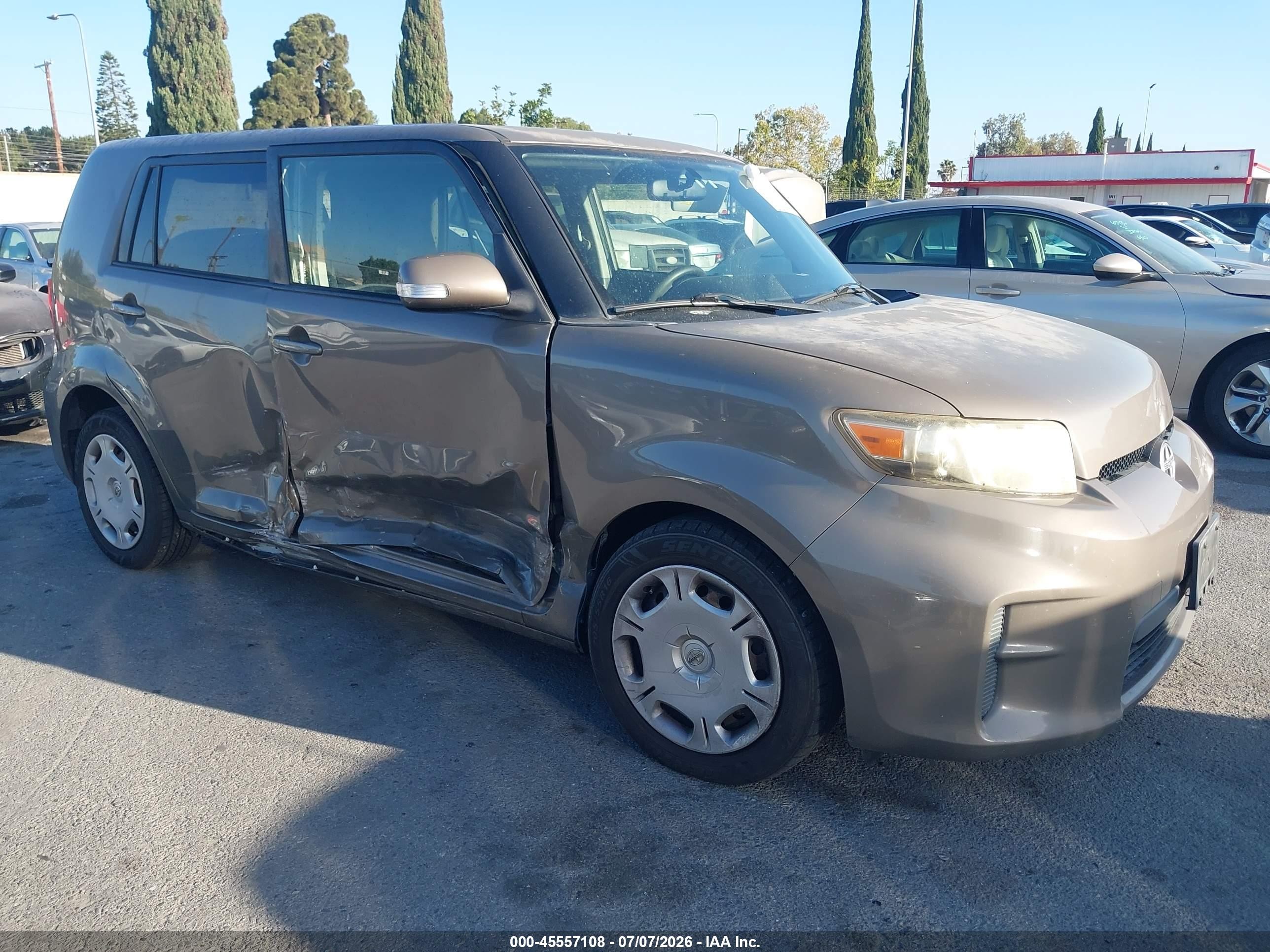 2012 Scion xB, VIN JTLZE4FE1CJ024720 — Side