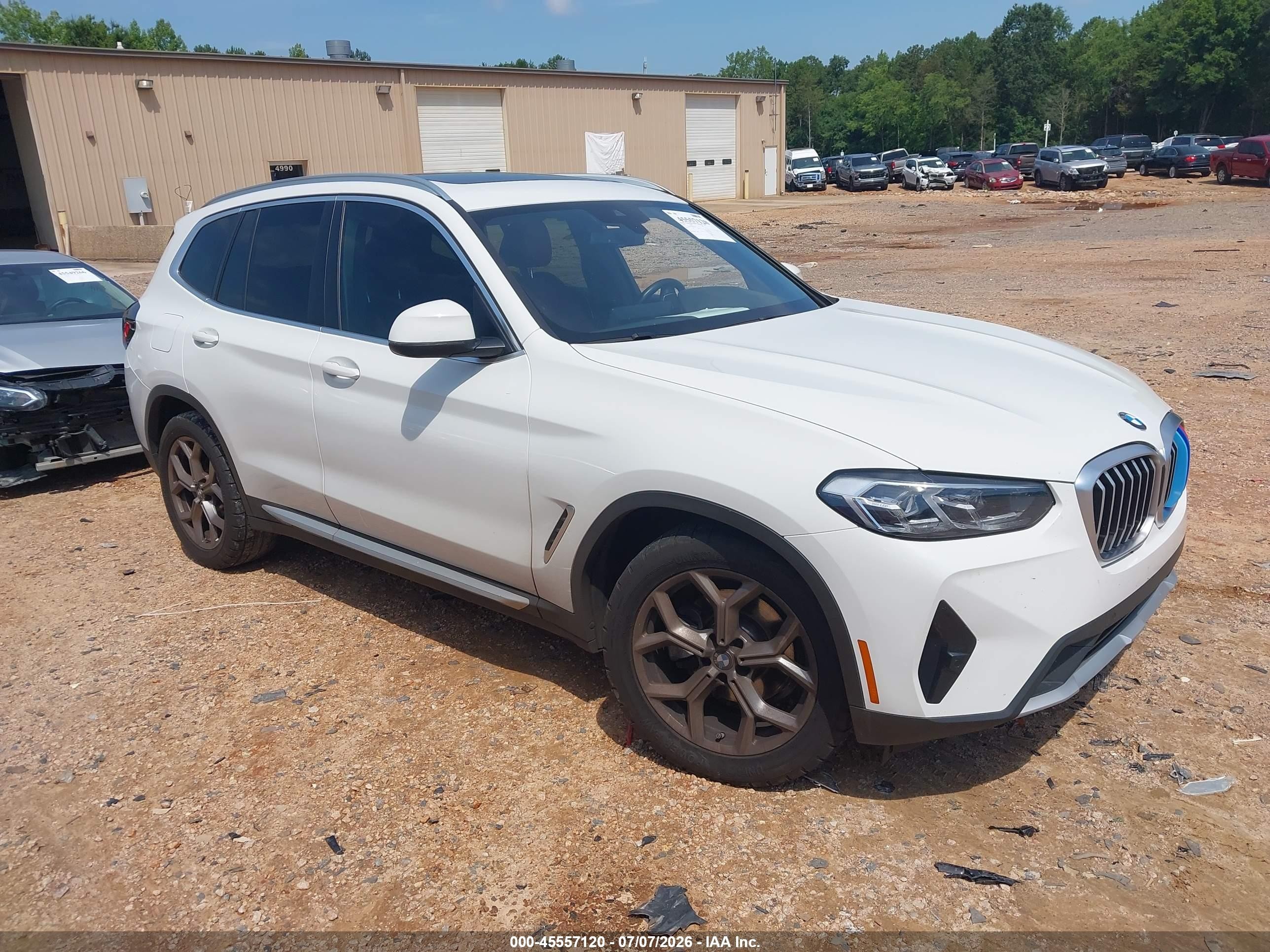 2022 BMW X3 sDrive30i, VIN 5UX43DP07N9M35881 — Перед