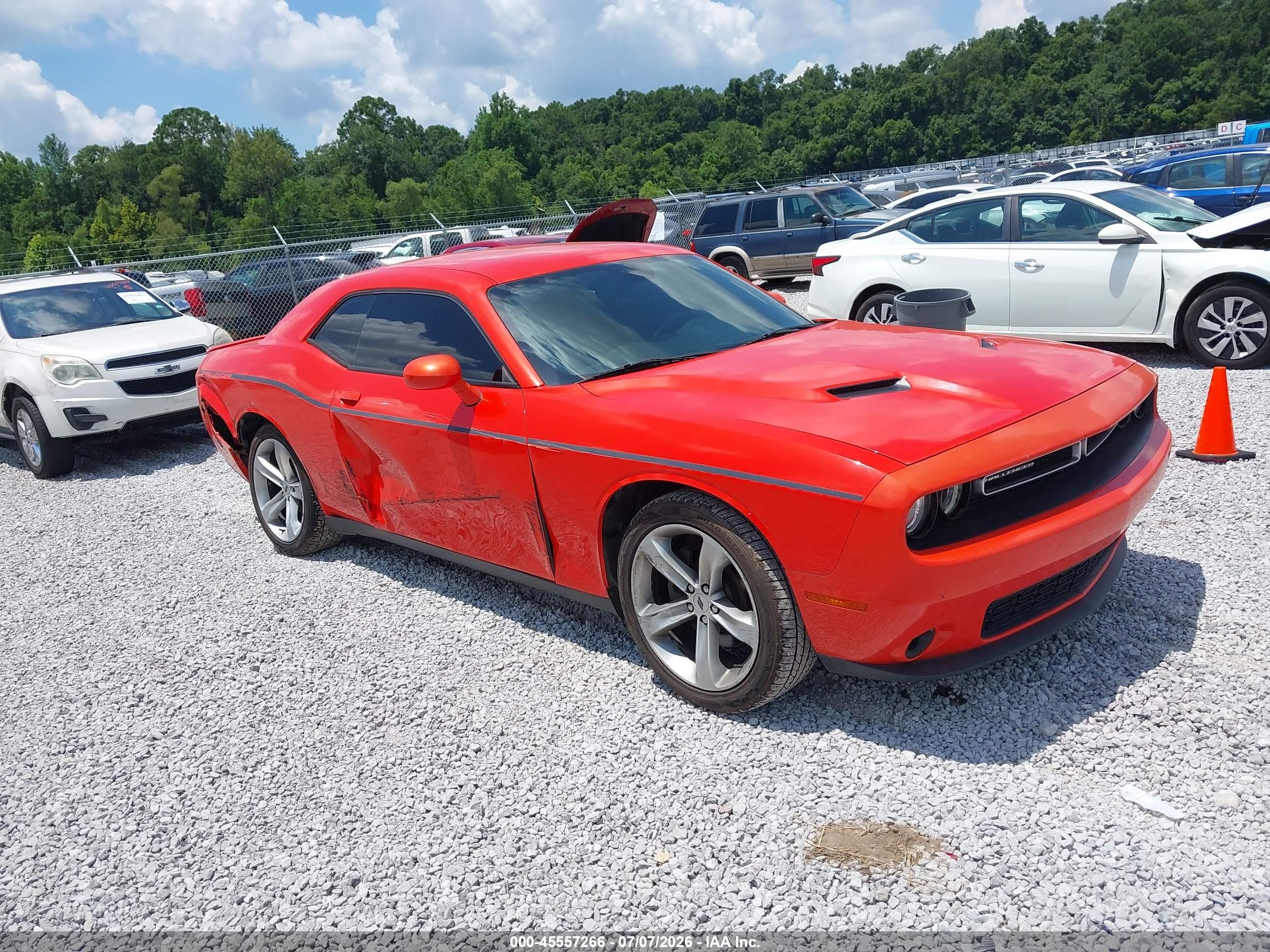 2017 Dodge Challenger SXT, VIN 2C3CDZAGXHH540825 — Side