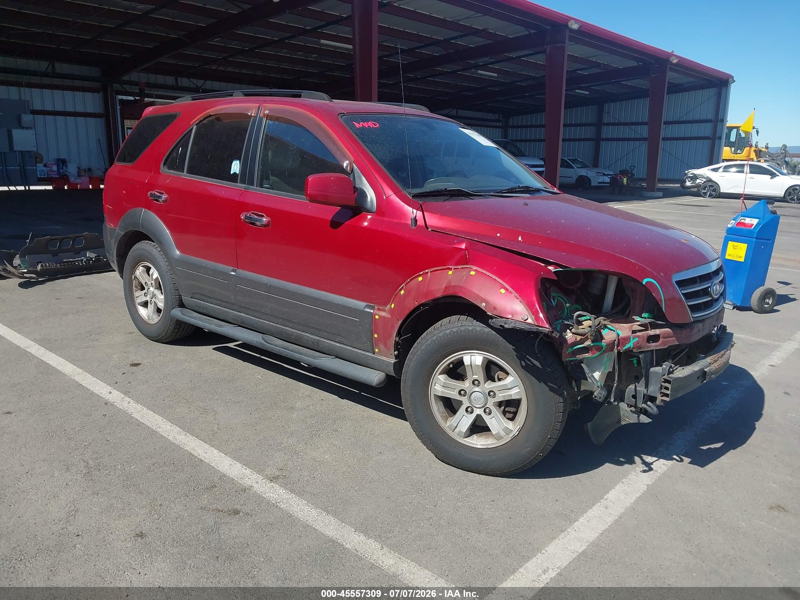 2008 Kia Sorento EX, VIN KNDJC736185830652 — Перед