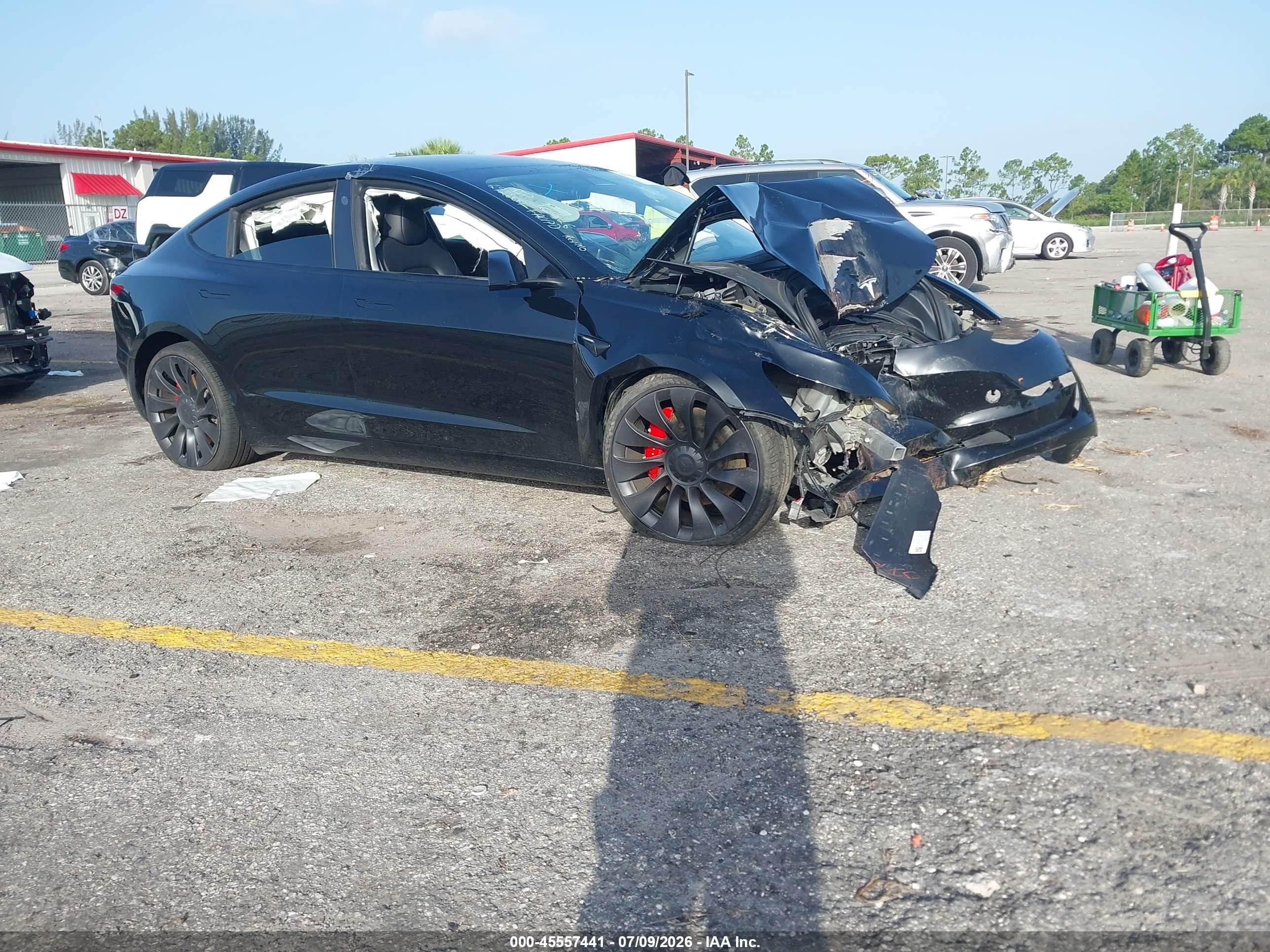 2023 Tesla Model 3 Performance, VIN 5YJ3E1EC8PF692804 — Front end