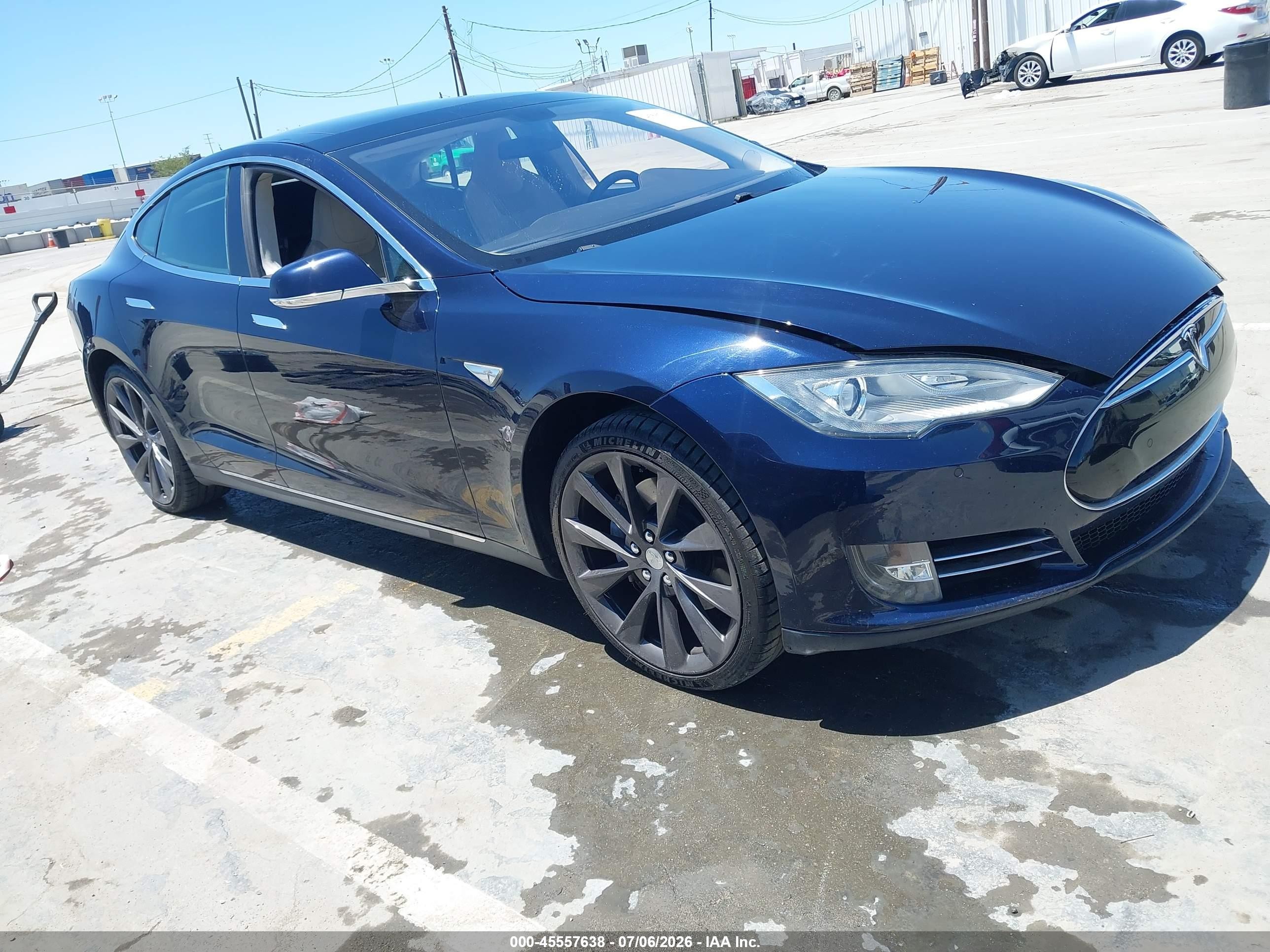 2013 Tesla Model S, VIN 5YJSA1CN8DFP28983 — Not stated