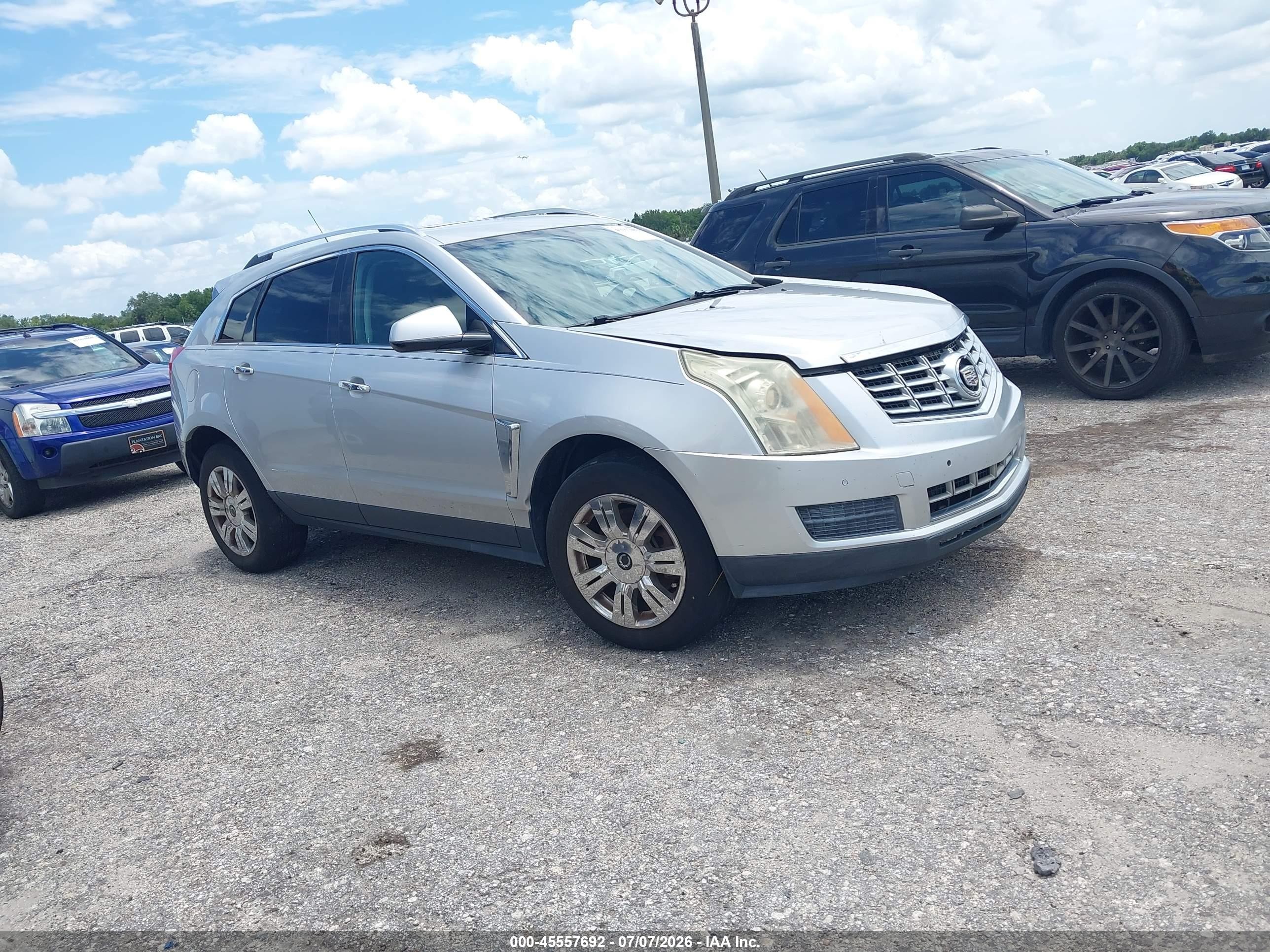 2016 Cadillac SRX Luxury Collection, VIN 3GYFNEE36GS520504 — Stripped