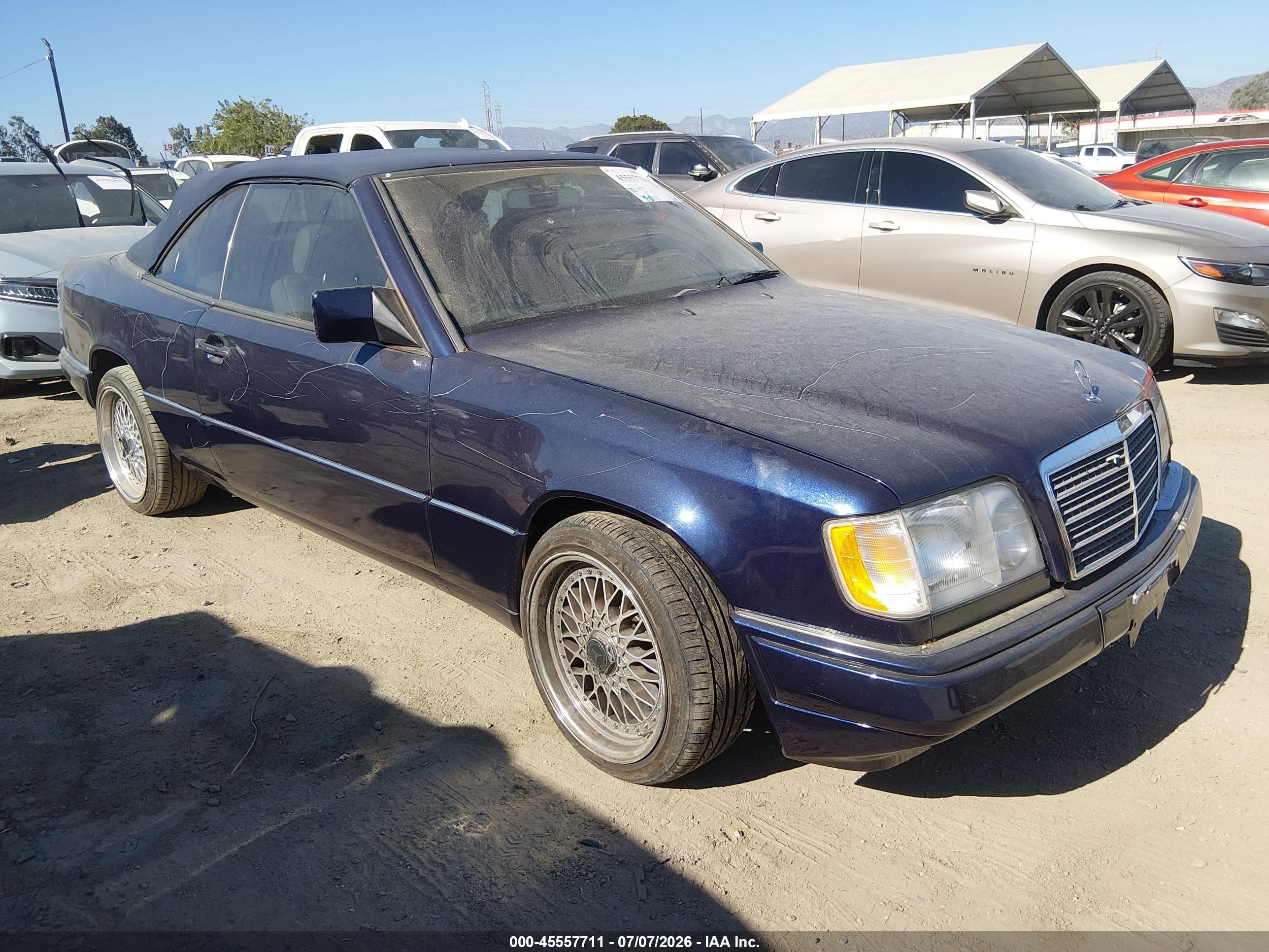 1995 Mercedes-Benz E 320, VIN WDBEA66E6SC172512 — Vandalism