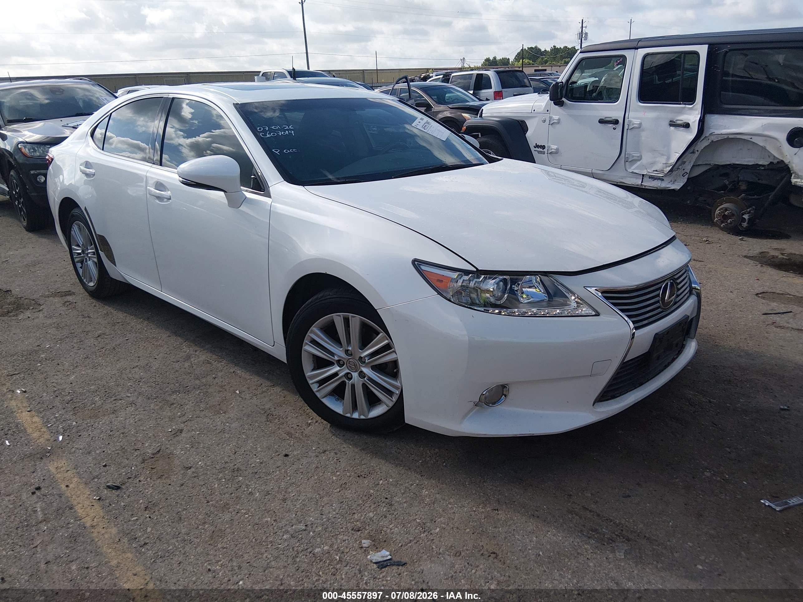 2013 Lexus ES 250, VIN JTHBK1GG1D2041449 — Front end