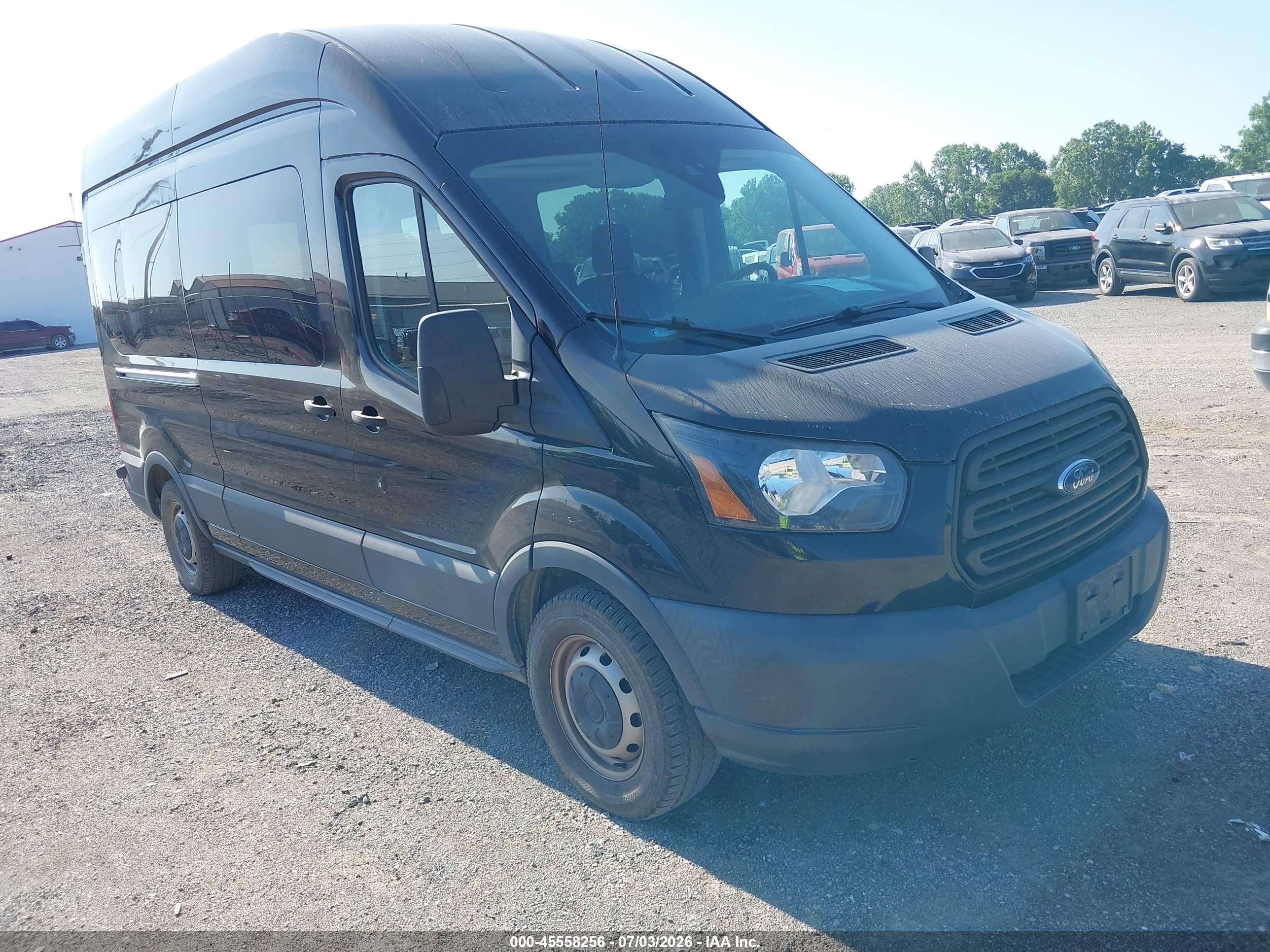 2017 Ford Transit XLT, VIN 1FBAX2XM4HKB26662 — Обычный износ