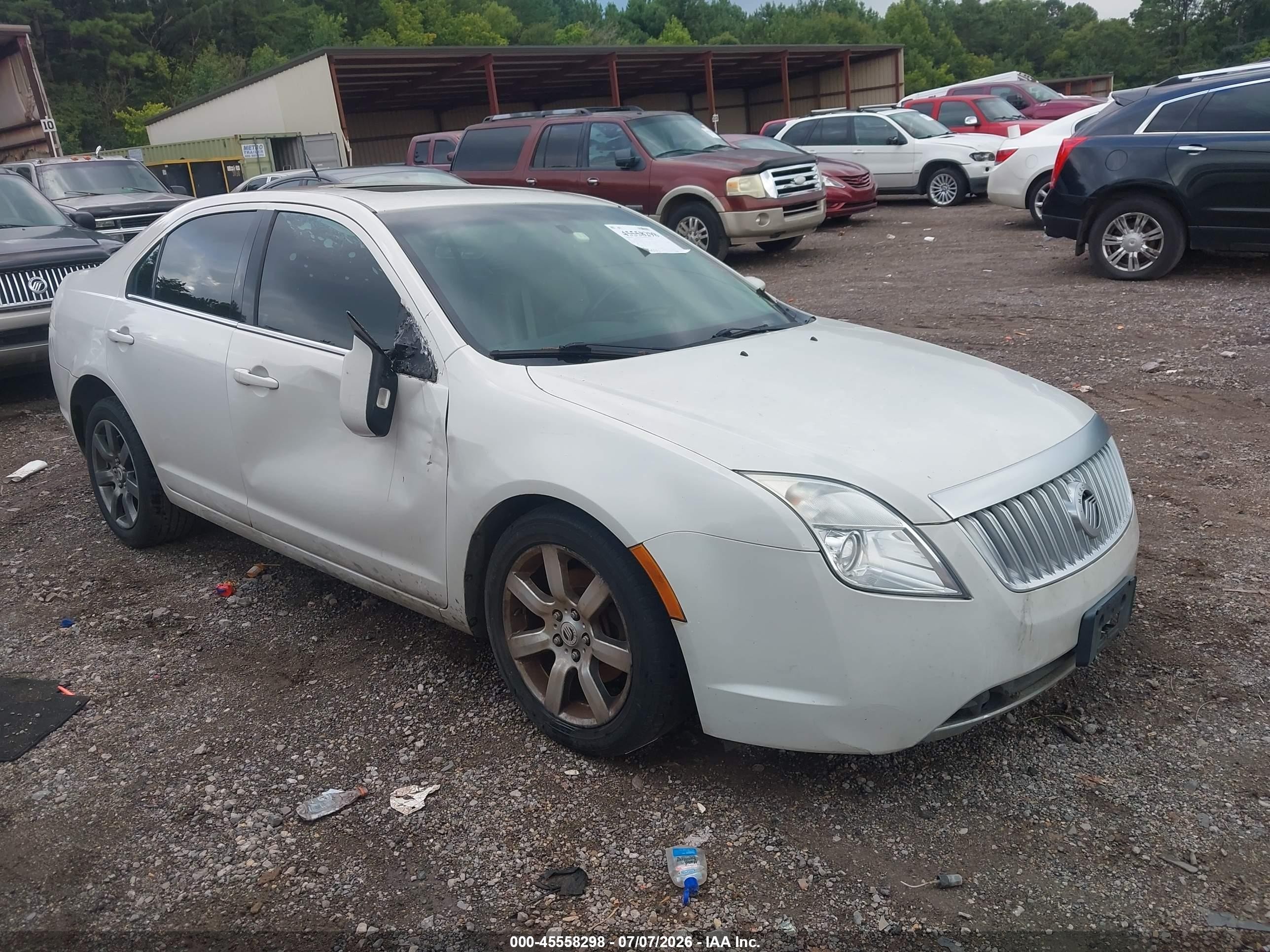 2010 Mercury Milan Premier, VIN 3MEHM0JG6AR648378 — Normal wear