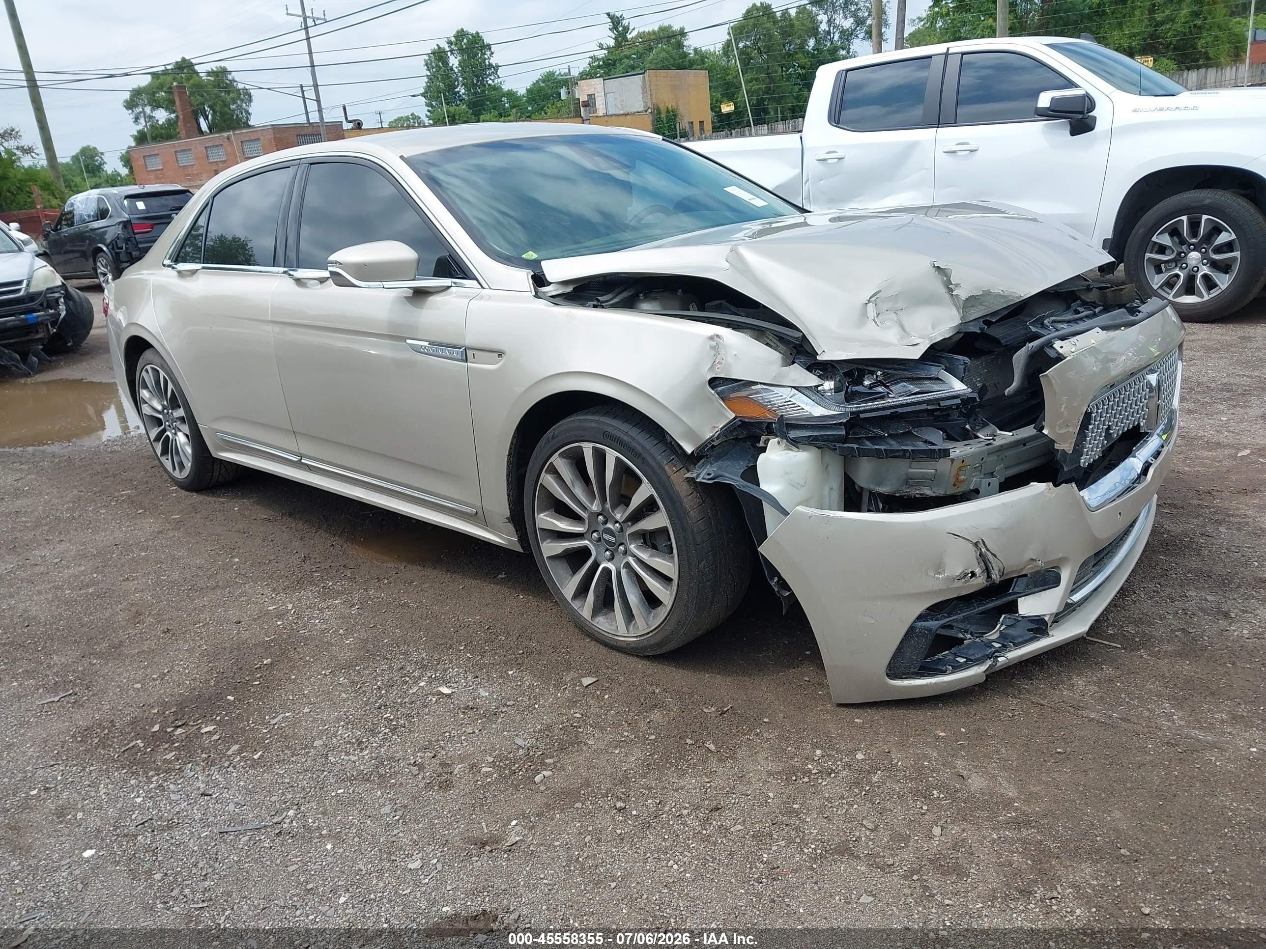 2017 Lincoln Continental Select, VIN 1LN6L9SK1H5609208 — Front end