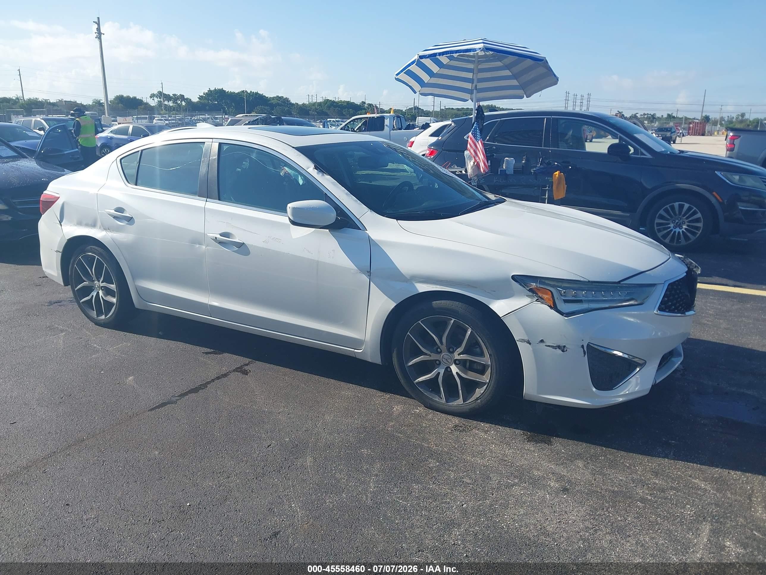 2020 Acura ILX Premium, VIN 19UDE2F7XLA007797 — Side