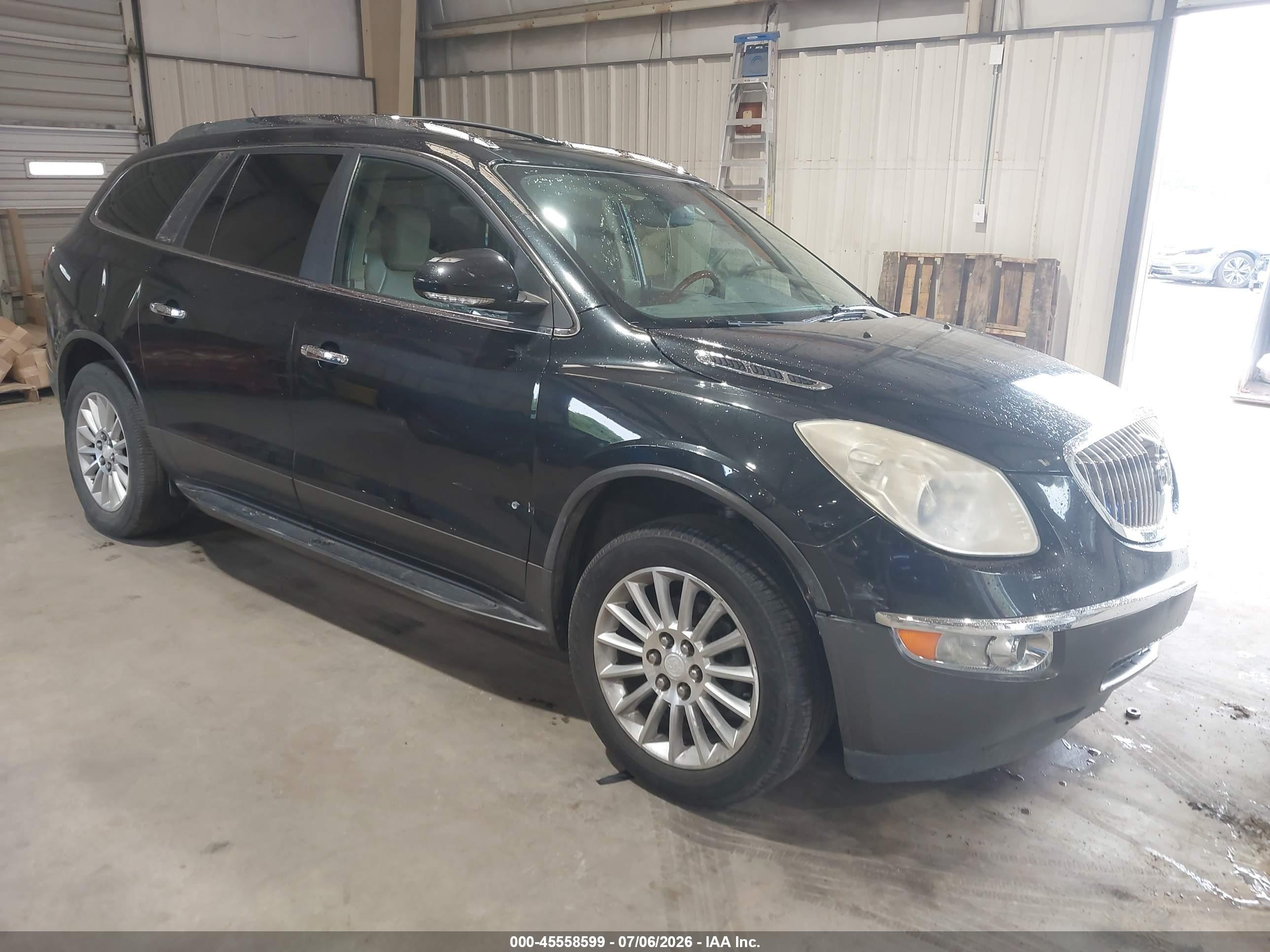 2012 Buick Enclave Leather, VIN 5GAKRCED6CJ108599 — Side