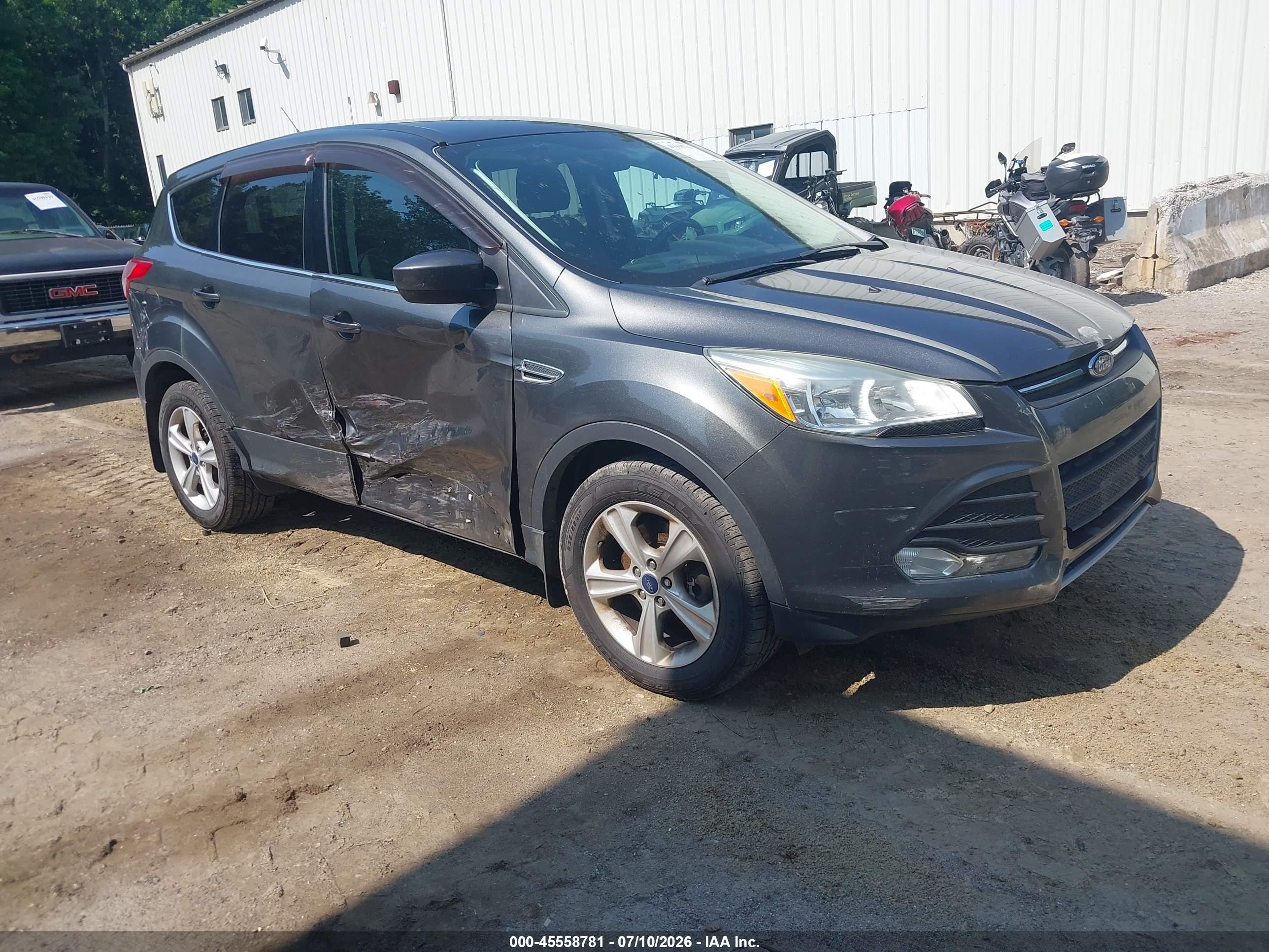 2015 Ford Escape SE, VIN 1FMCU9G95FUB15202 — Side