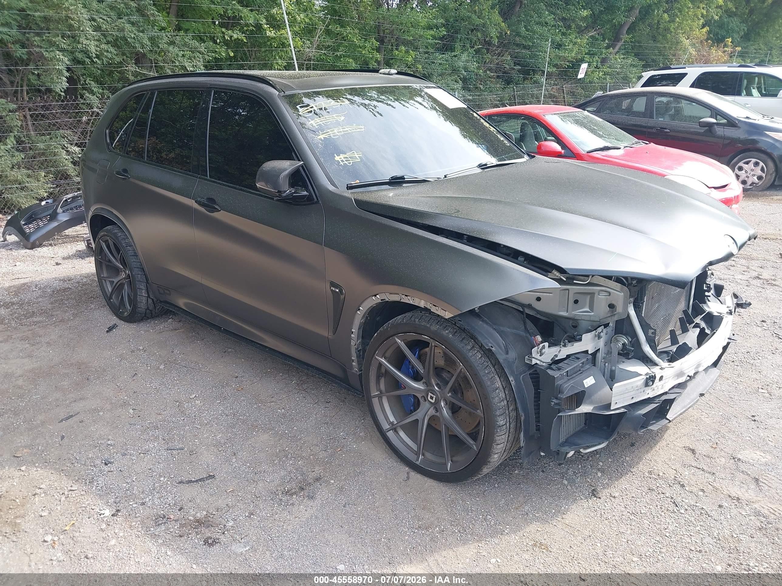2017 BMW X5 M, VIN 5YMKT6C34H0X20400 — Front end