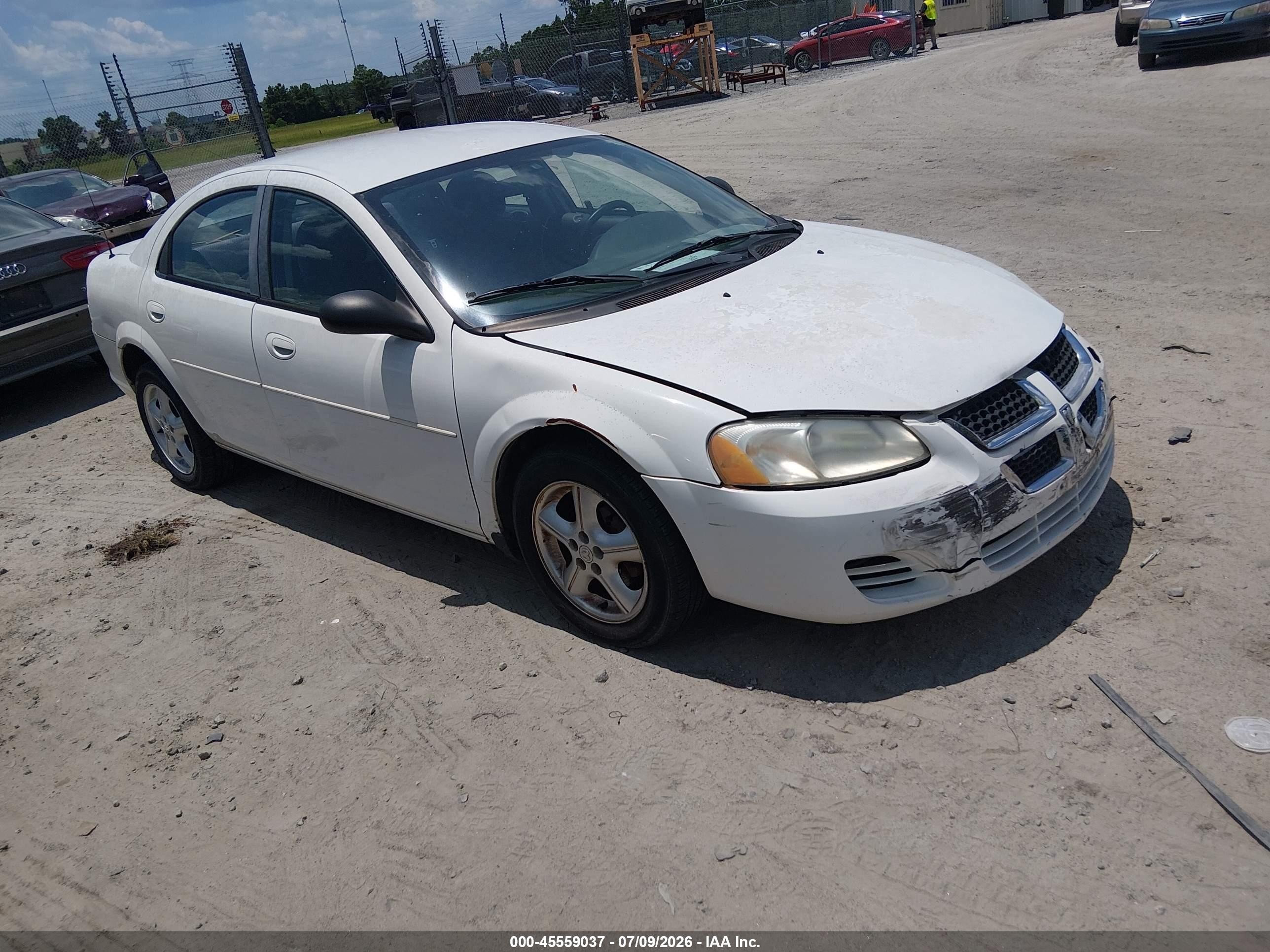 2006 Dodge Stratus SXT, VIN 1B3EL46X36N246272 — Front end