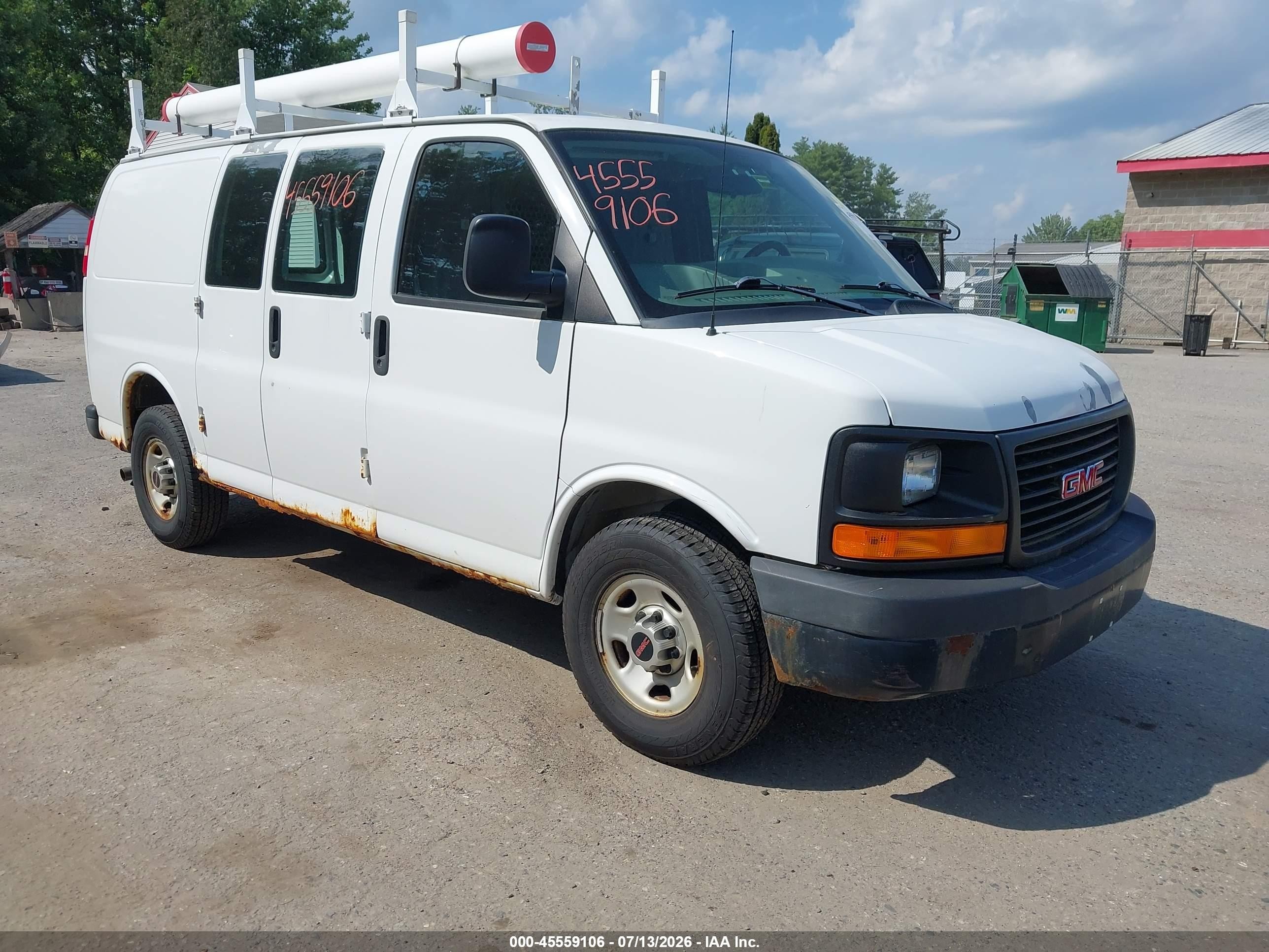 2011 GMC Savana Cargo, VIN 1GTW7FCA6B1184466 — Normal wear