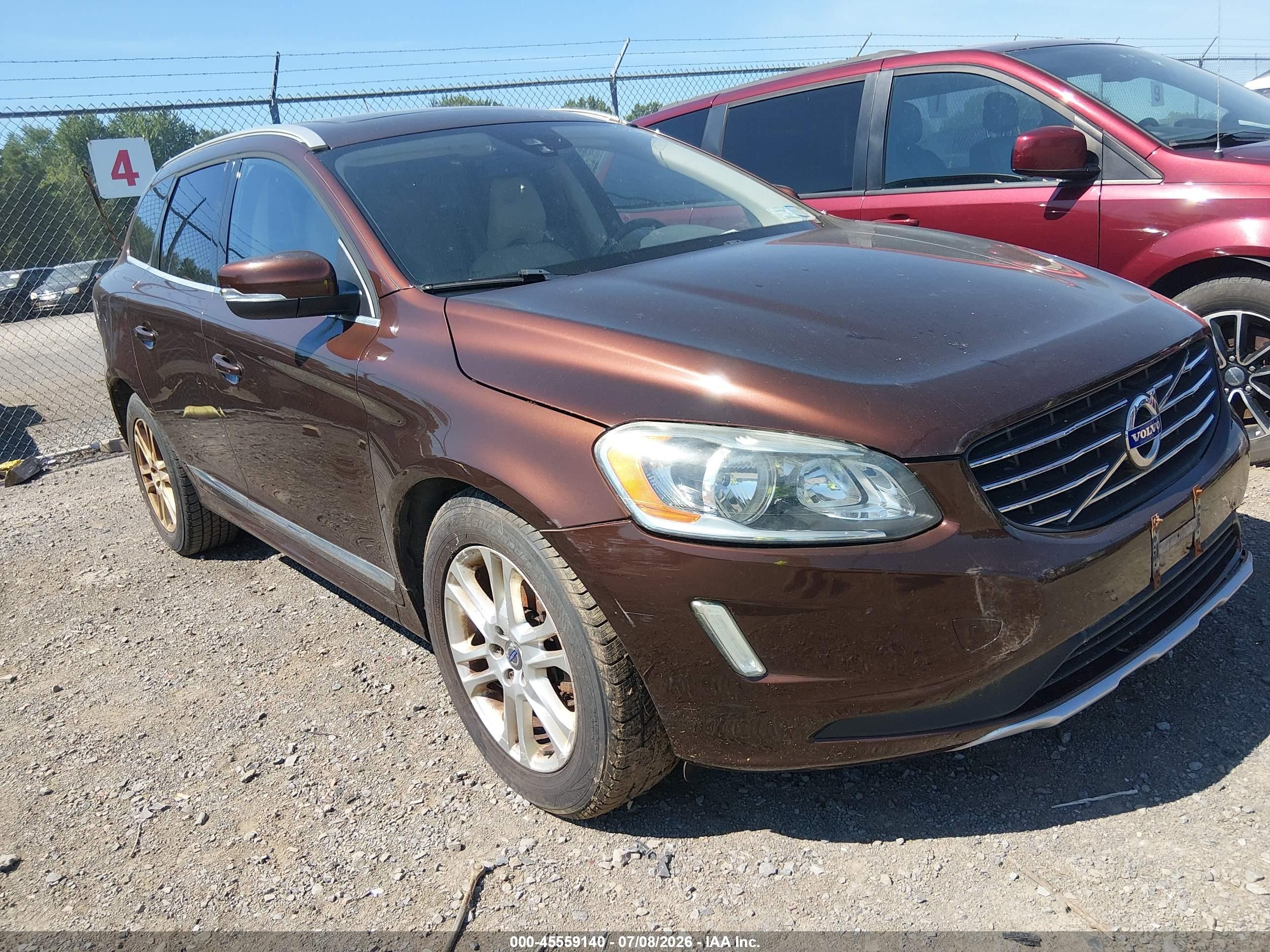 2015 Volvo XC60 T5, VIN YV4612RK7F2739447 — Normal wear