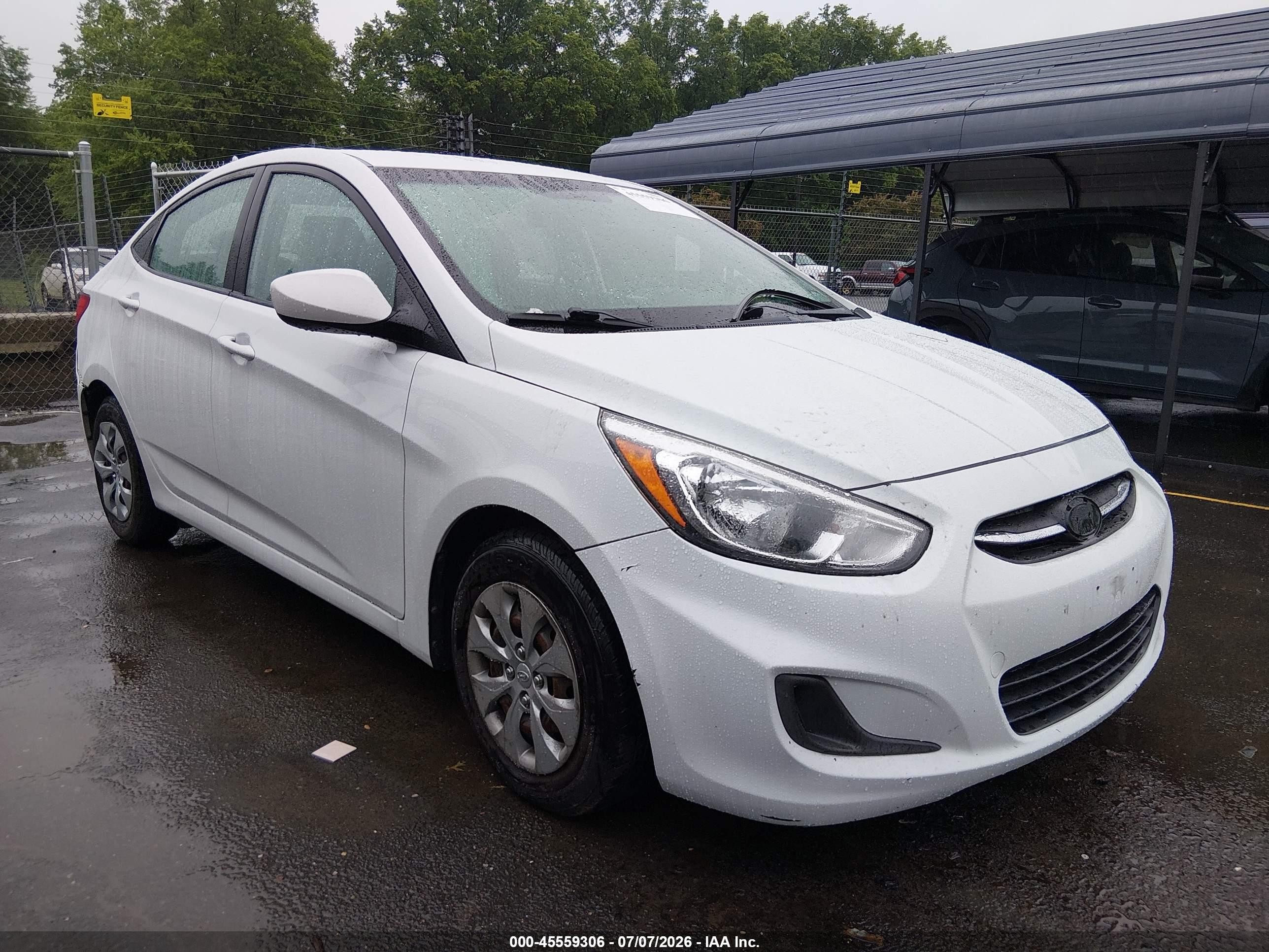 2017 Hyundai Accent SE, VIN KMHCT4AE8HU366536 — После угона