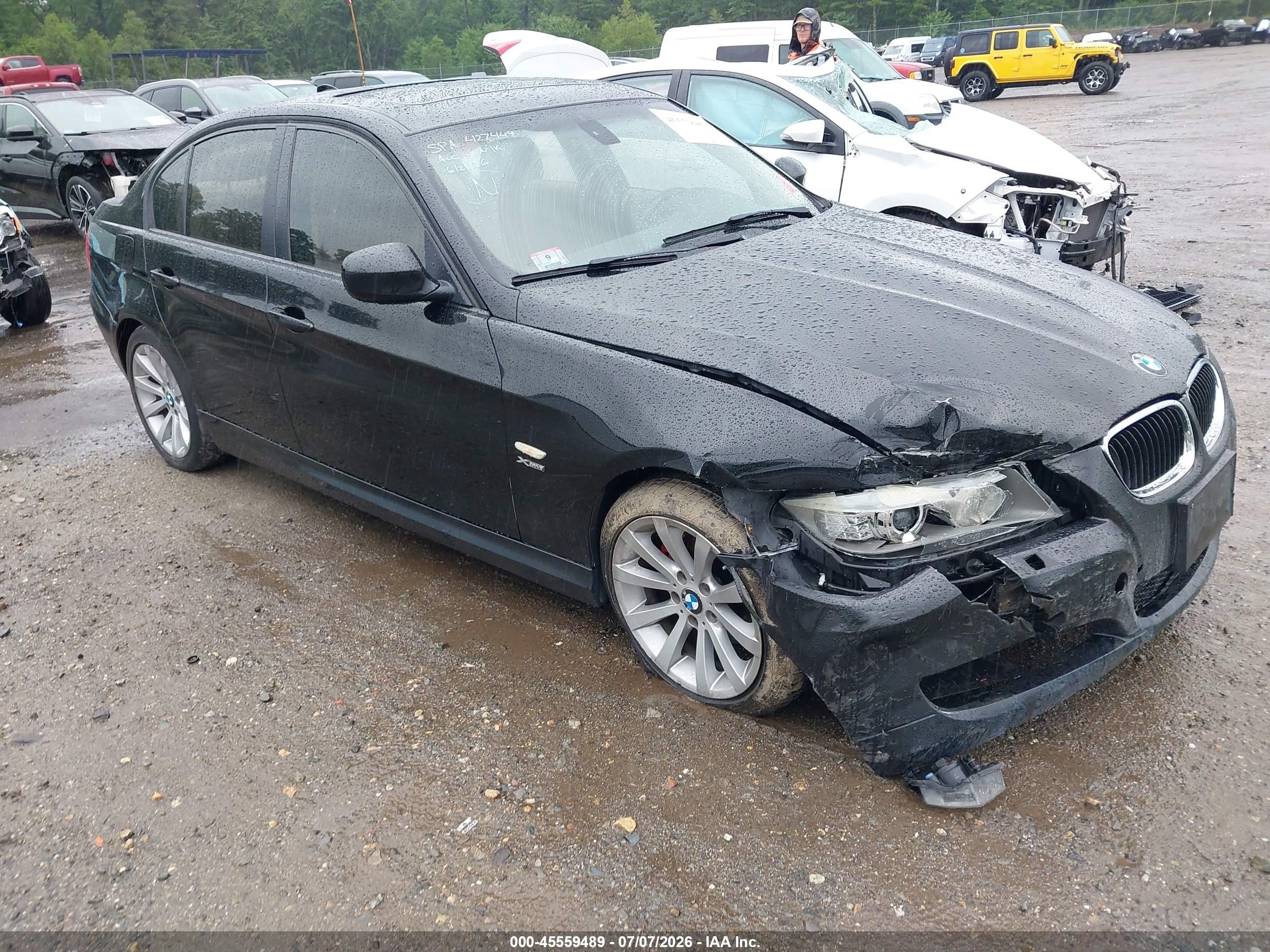 2011 BMW 3 Series 328i xDrive, VIN WBAPK5C59BF127498 — Front end