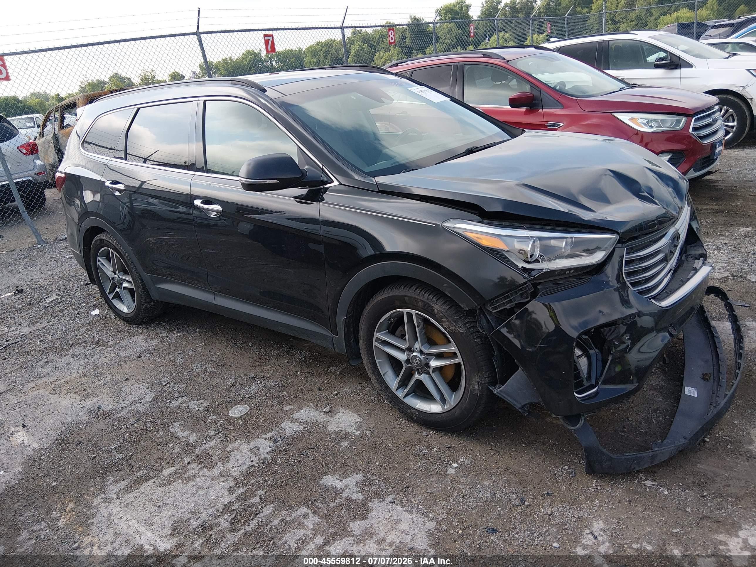 2017 Hyundai Santa Fe Limited Ultimate, VIN KM8SRDHF9HU214581 — Front end