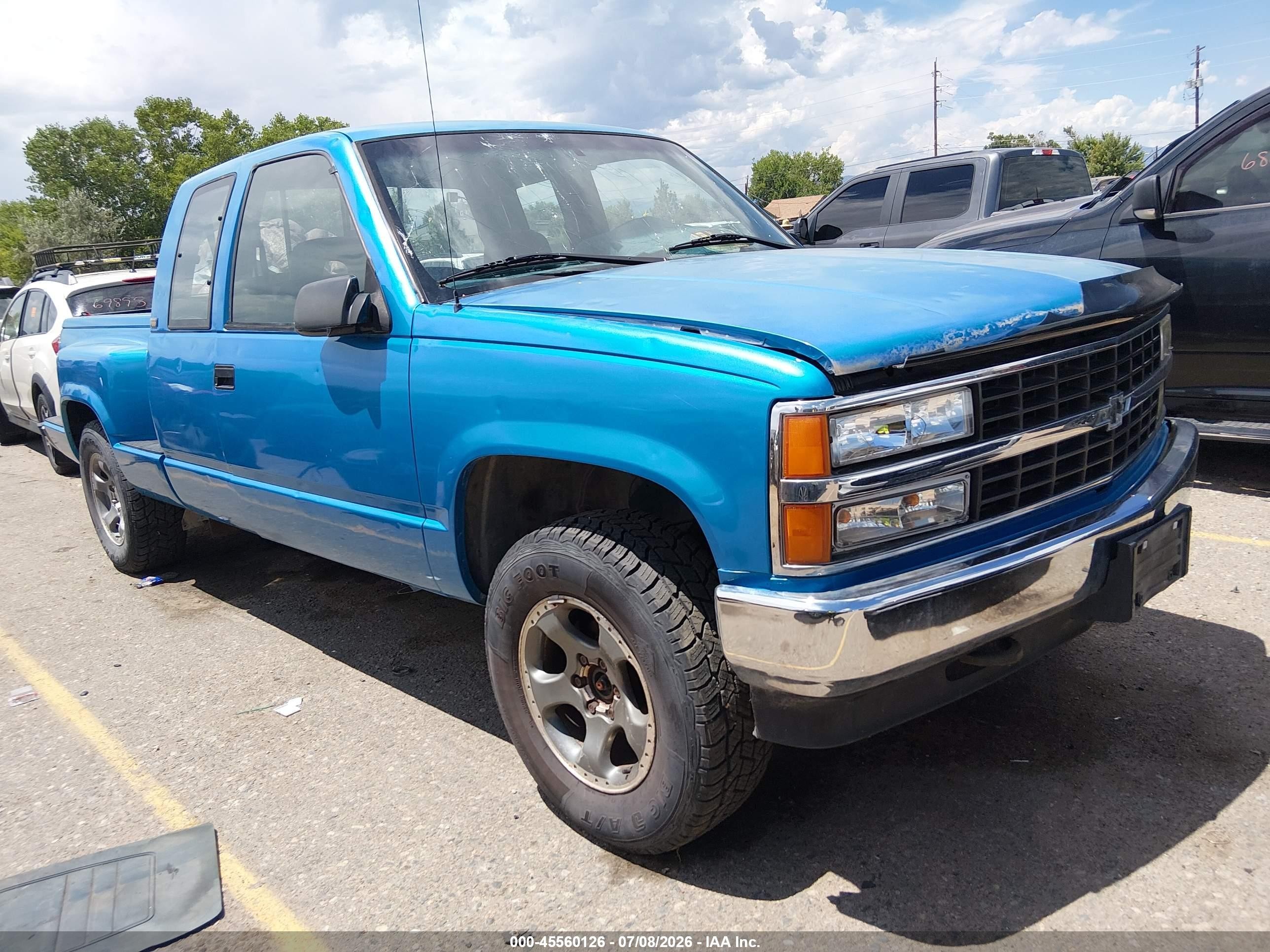 1992 Chevrolet Silverado 1500, VIN 2GCEK19KXN1248522 — Hail