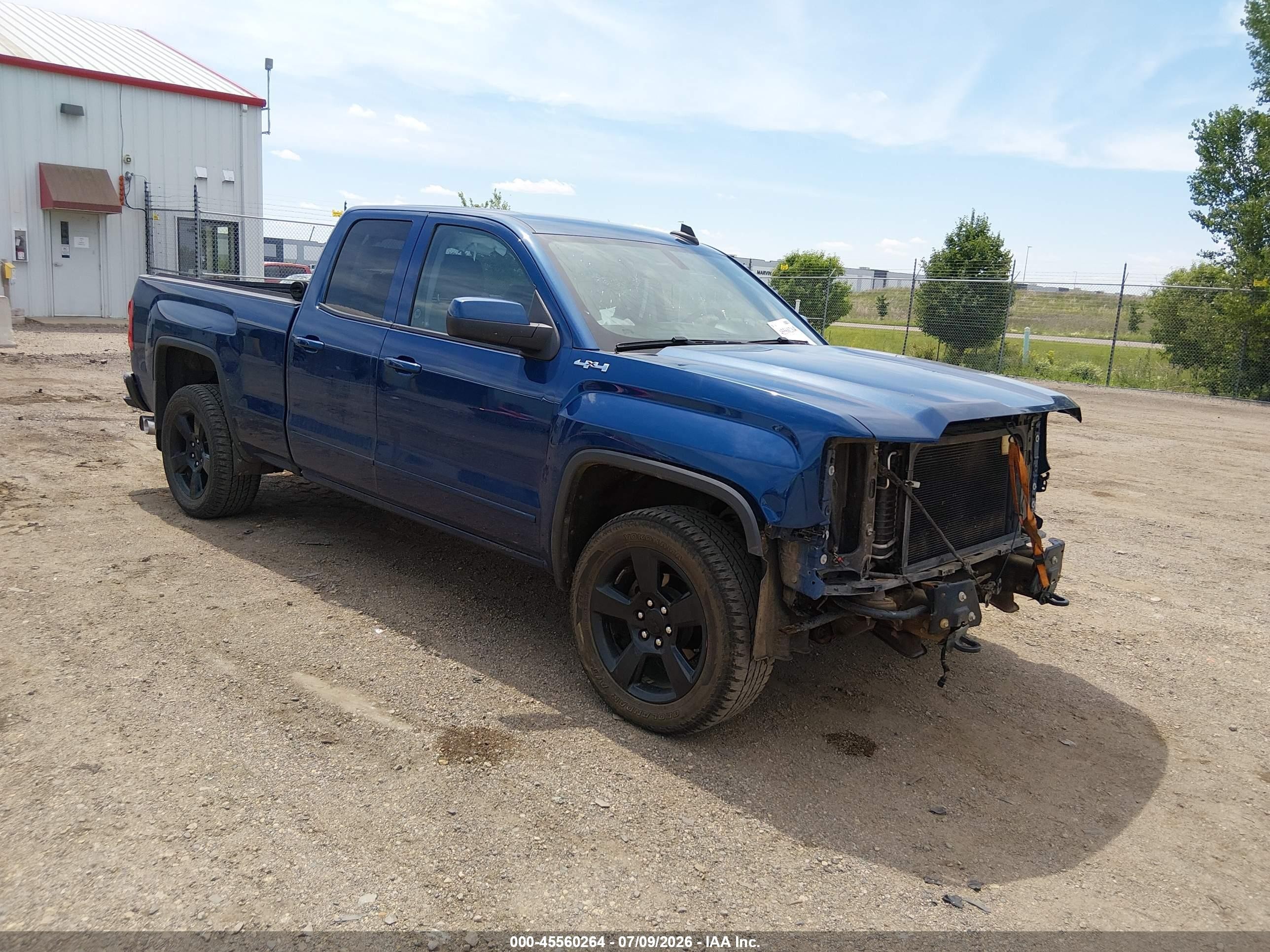 2018 GMC Sierra 1500, VIN 1GTV2LEC3JZ202087 — Front end