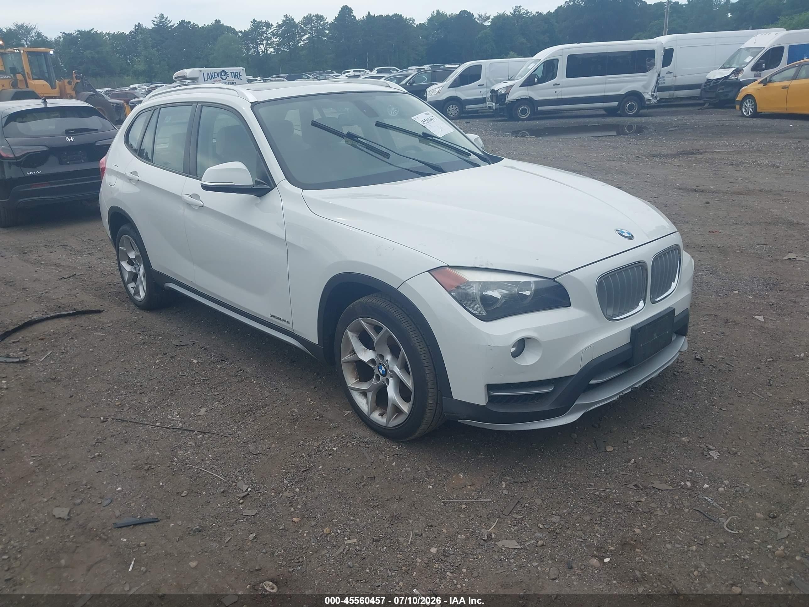2015 BMW X1 xDrive28i, VIN WBAVL1C57FVY34043 — Electrical