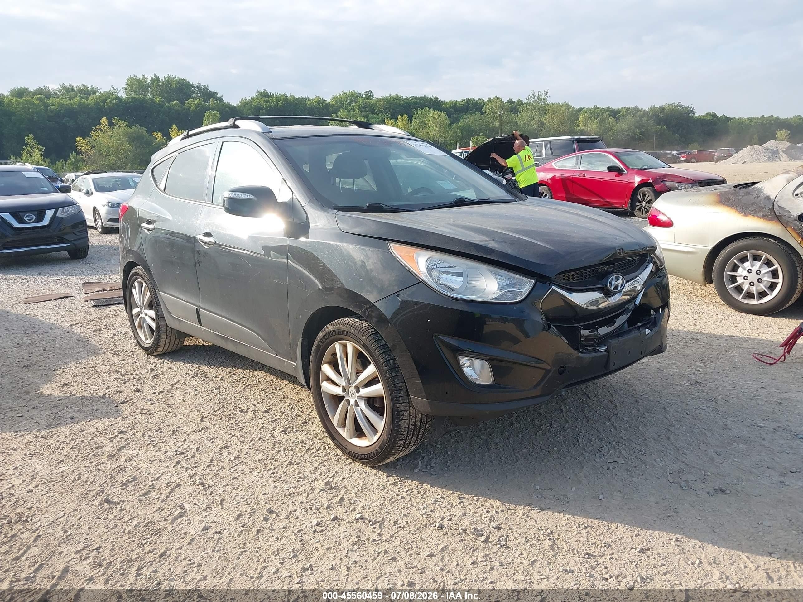 2013 Hyundai Tucson GLS, VIN KM8JUCAC0DU581271 — Front end