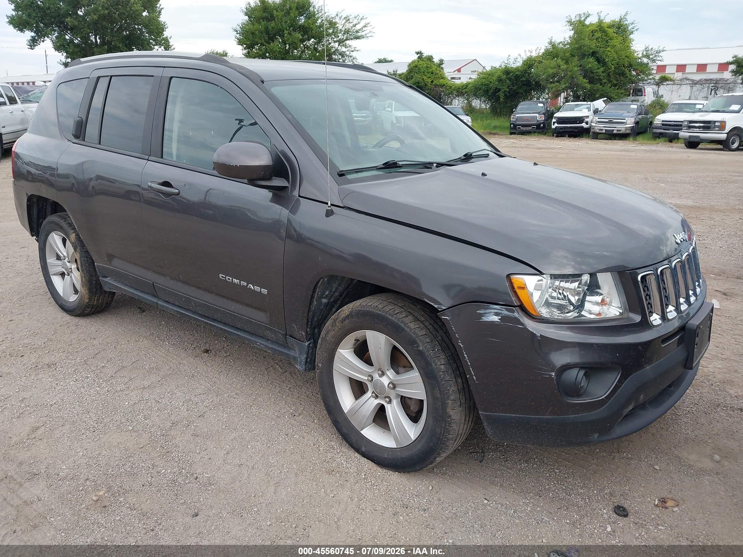 2017 Jeep Compass High Altitude, VIN 1C4NJDEB8HD191644 — Rear end