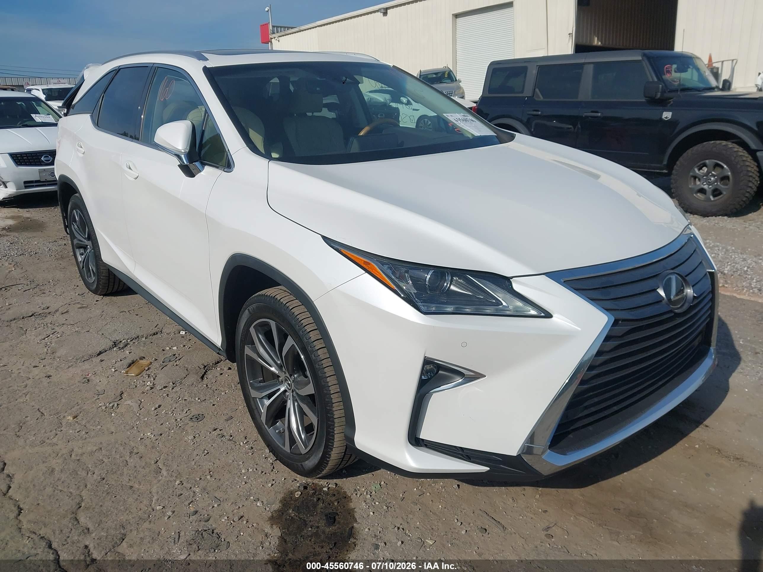 2018 Lexus RX 350L Premium, VIN JTJGZKCA9J2003292 — Зад