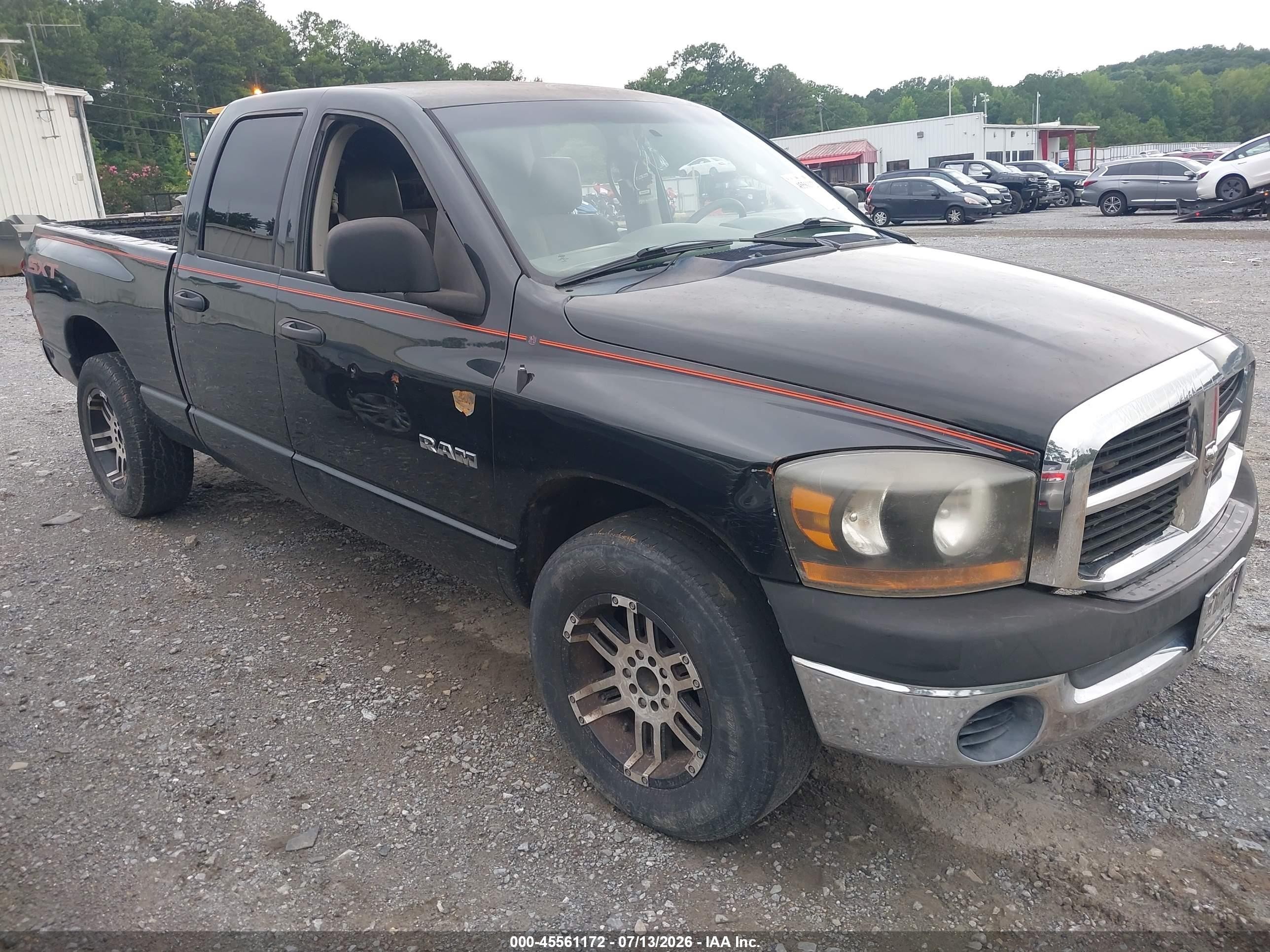 2008 Dodge 1500 ST, VIN 1D7HA18K78J170153 — Бок