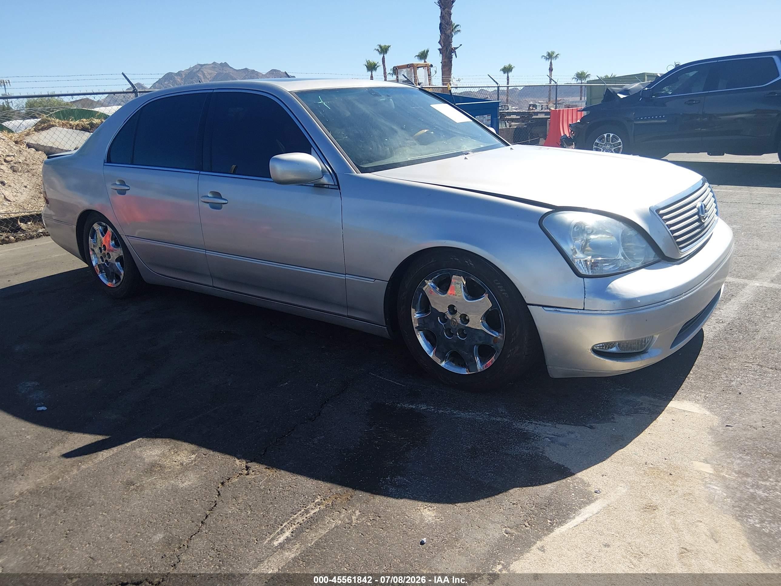 2002 Lexus LS 430, VIN JTHBN30F620060172 — Бок