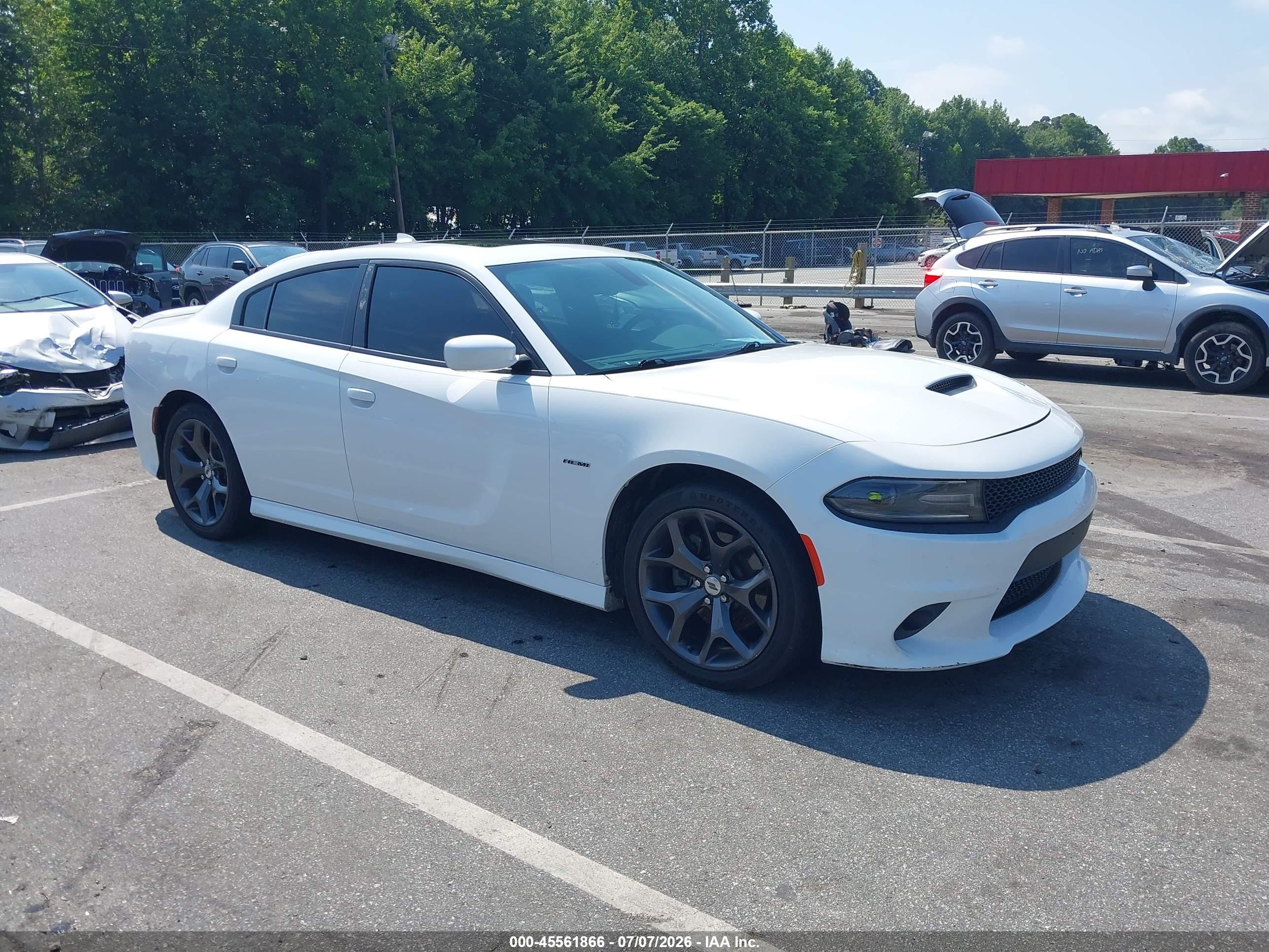 2018 Dodge Charger R/T, VIN 2C3CDXCTXJH186809 — Side