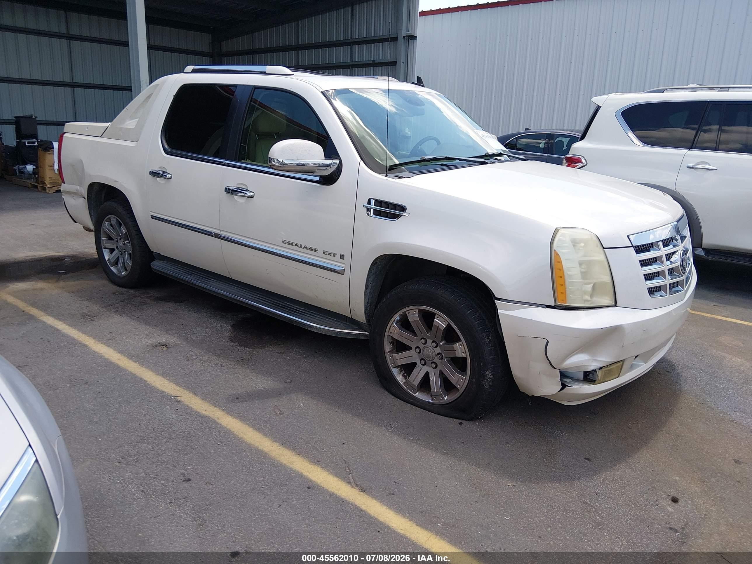 2007 Cadillac Escalade EXT, VIN 3GYFK62847G227024 — Normal wear