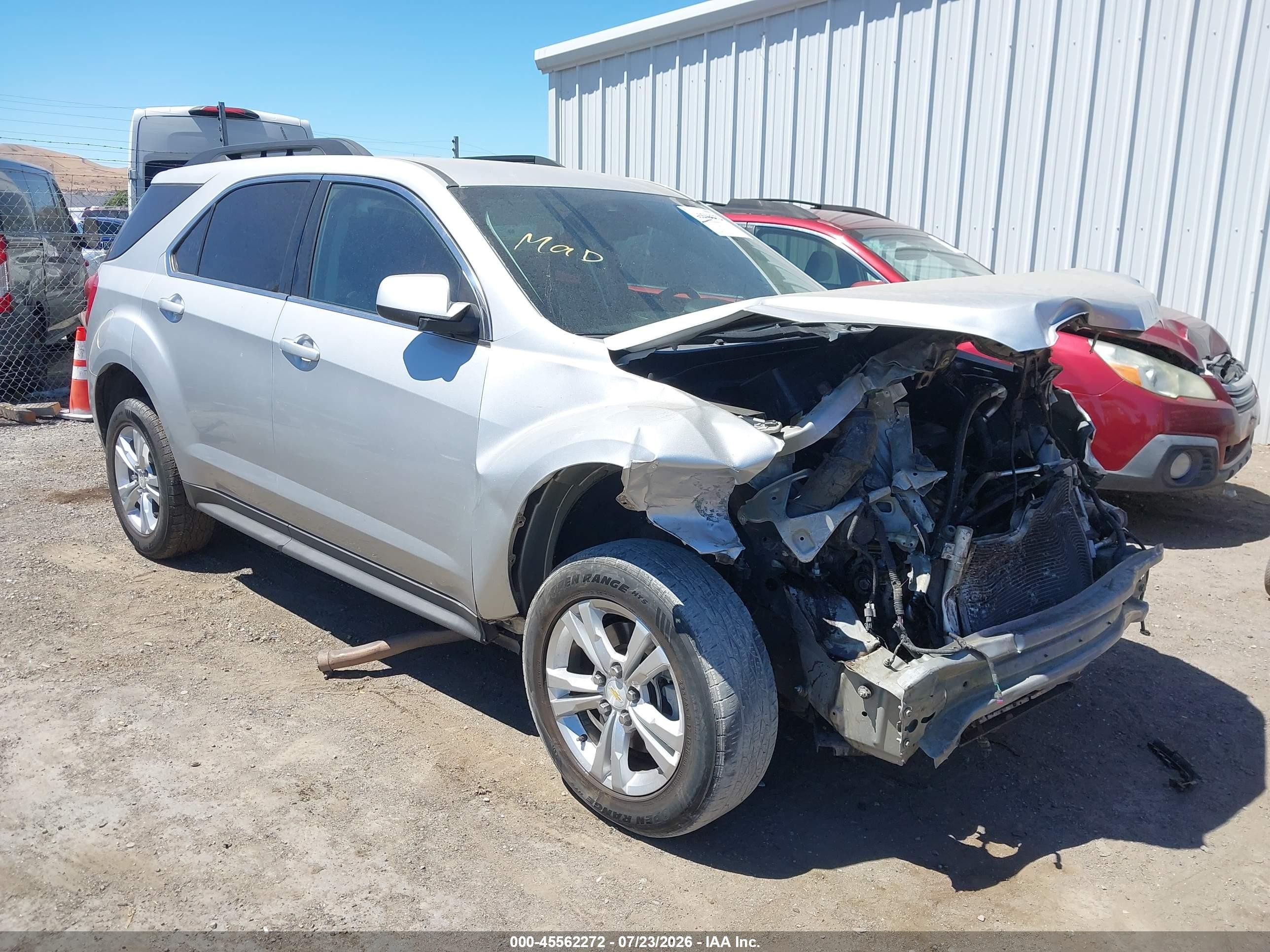 2015 Chevrolet Equinox LT, VIN 1GNALCEK0FZ113496 — Front end
