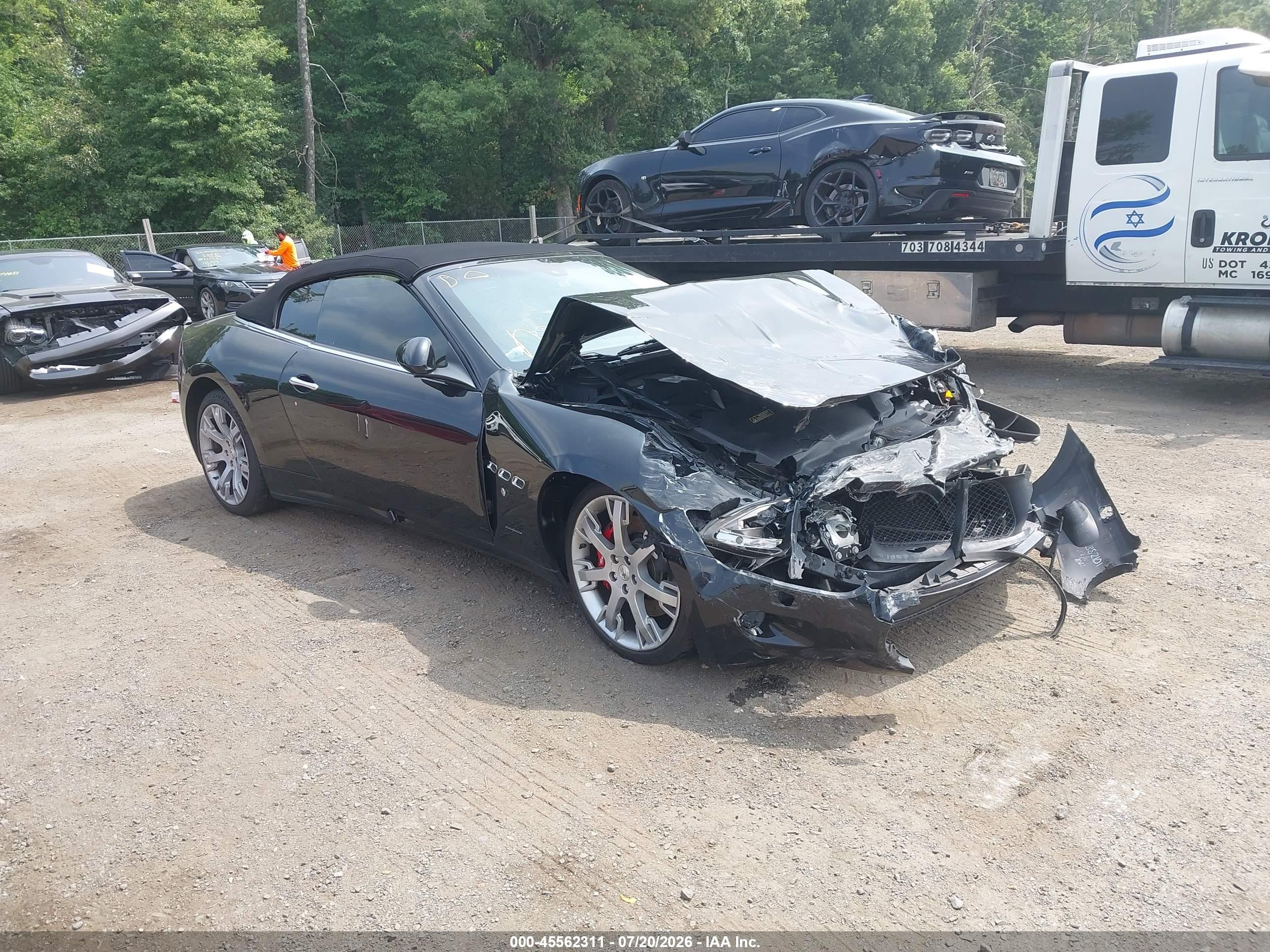 2011 Maserati GranTurismo, VIN ZAM45KMA1B0056500 — Front end