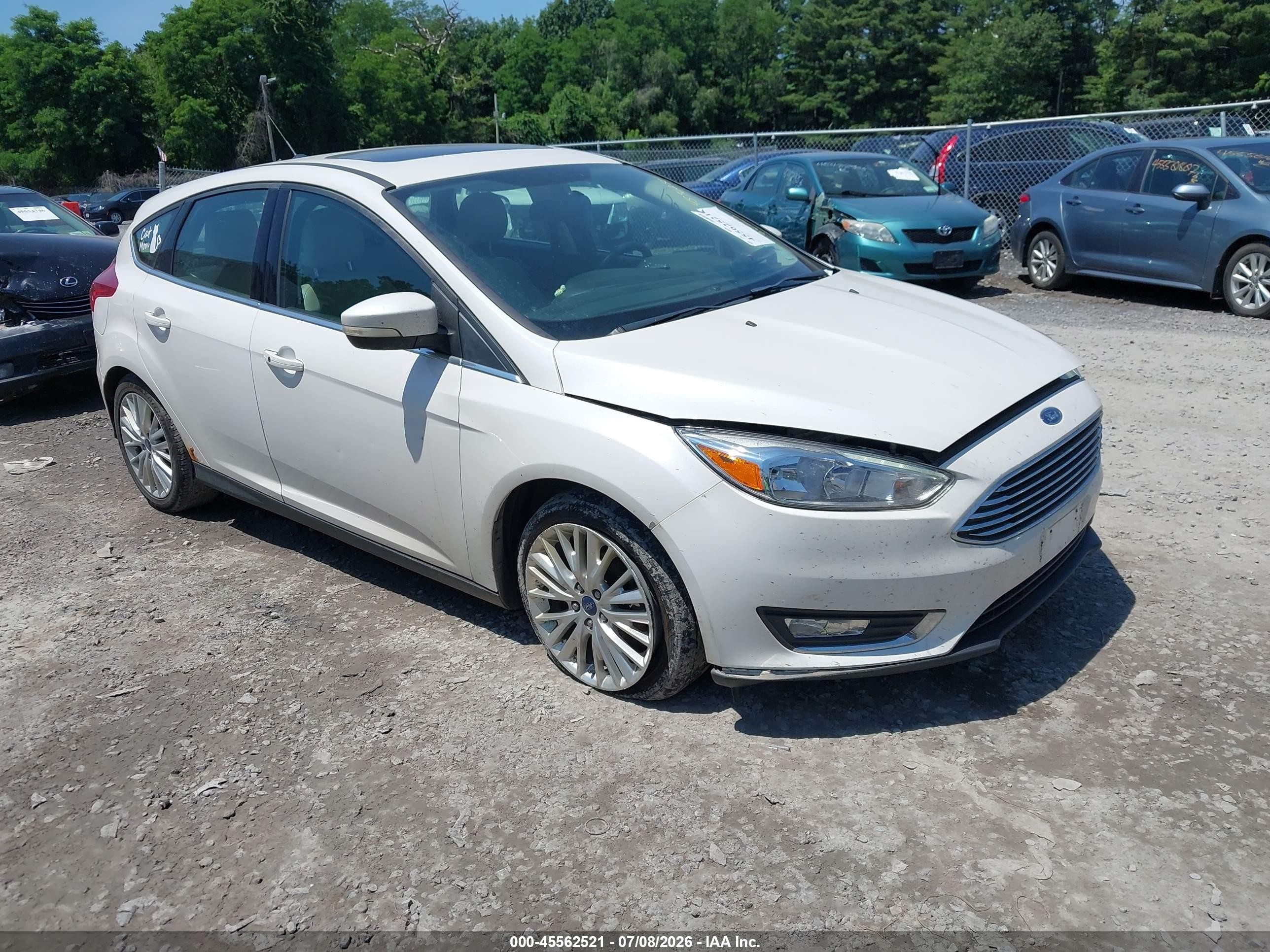 2018 Ford Focus Titanium, VIN 1FADP3N2XJL325902 — По всему кузову