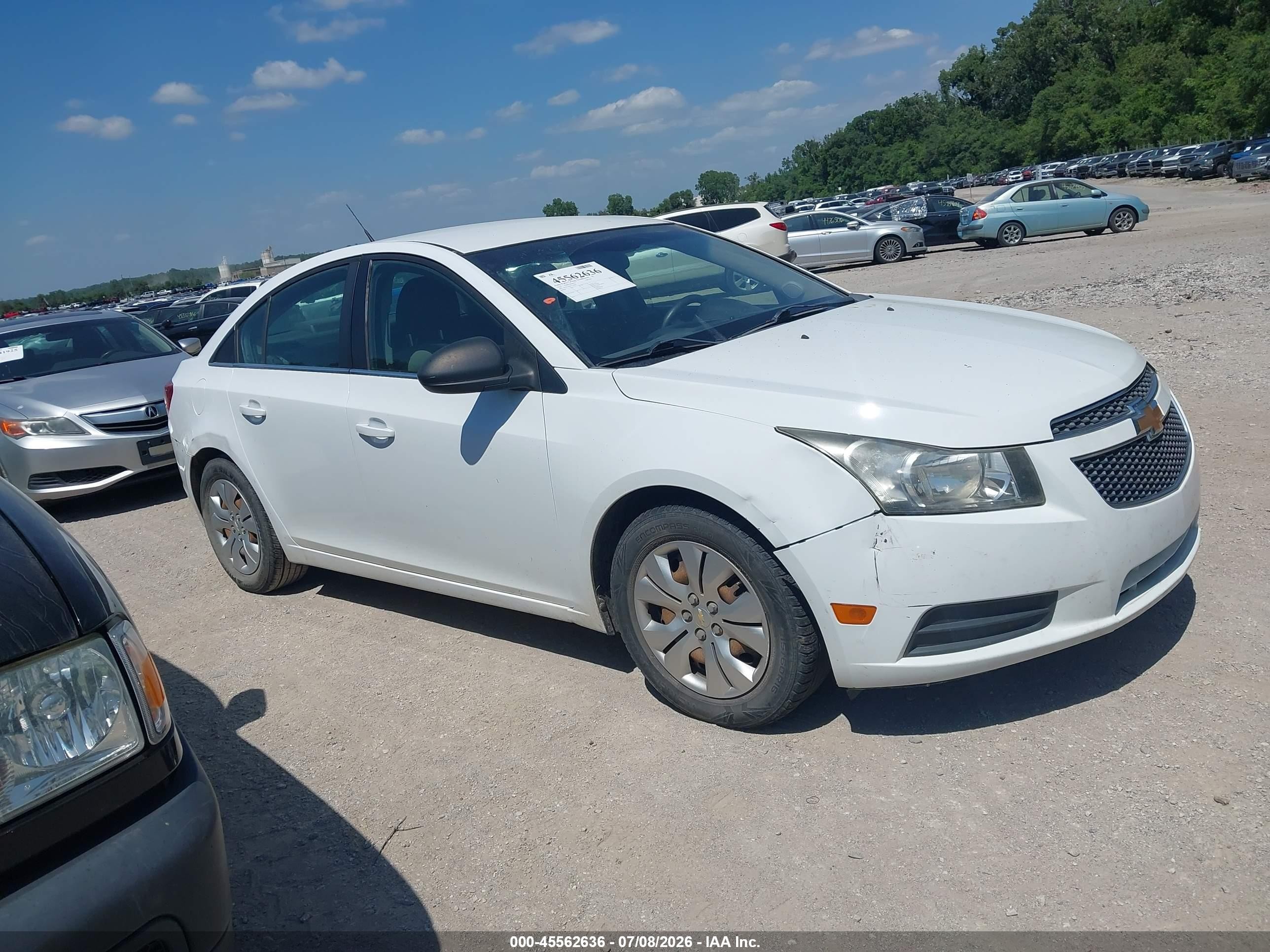 2012 Chevrolet Cruze LS, VIN 1G1PC5SH7C7133624 — Normal wear