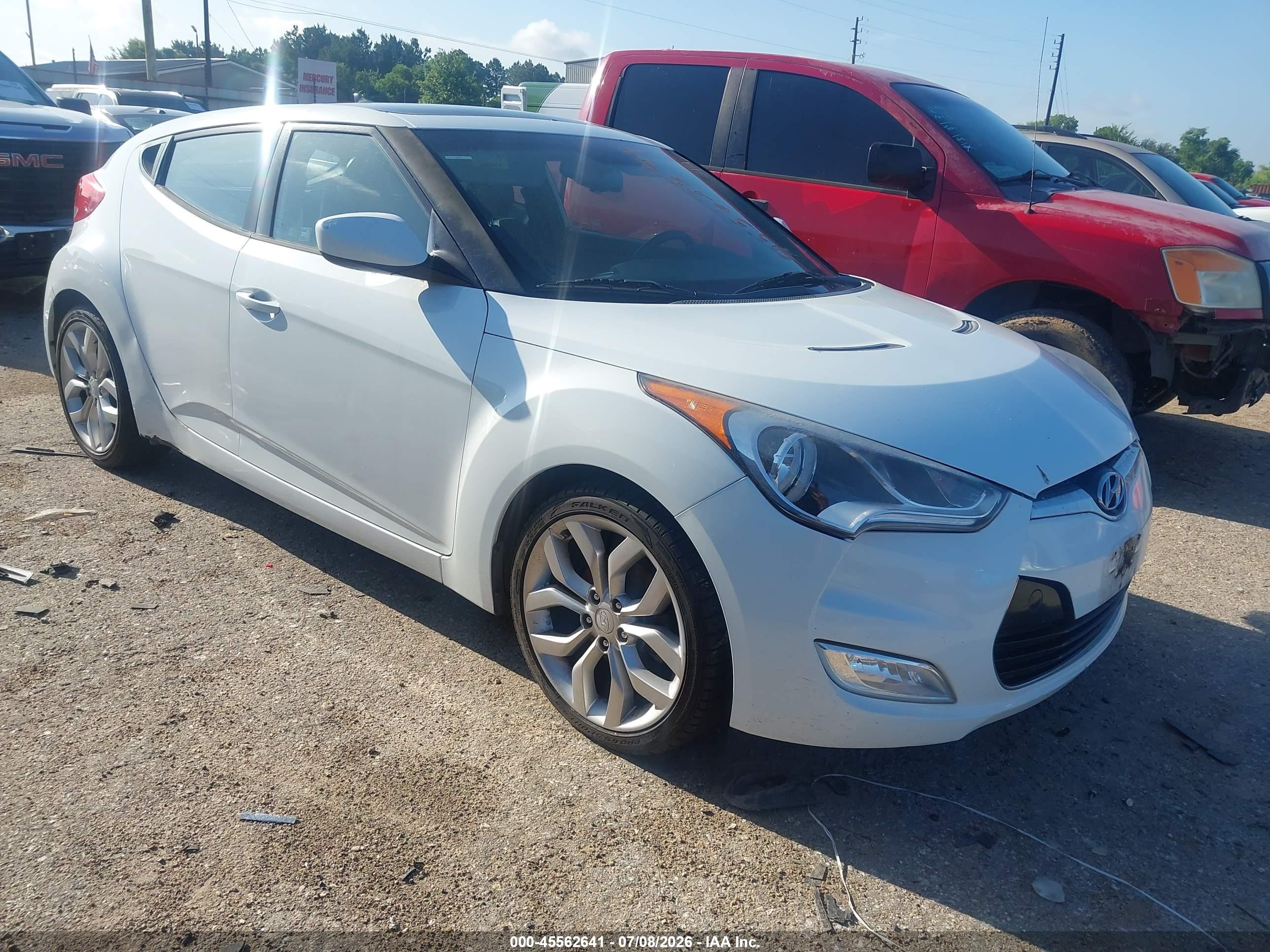 2013 Hyundai Veloster w/Black Int, VIN KMHTC6ADXDU118348 — Normal wear