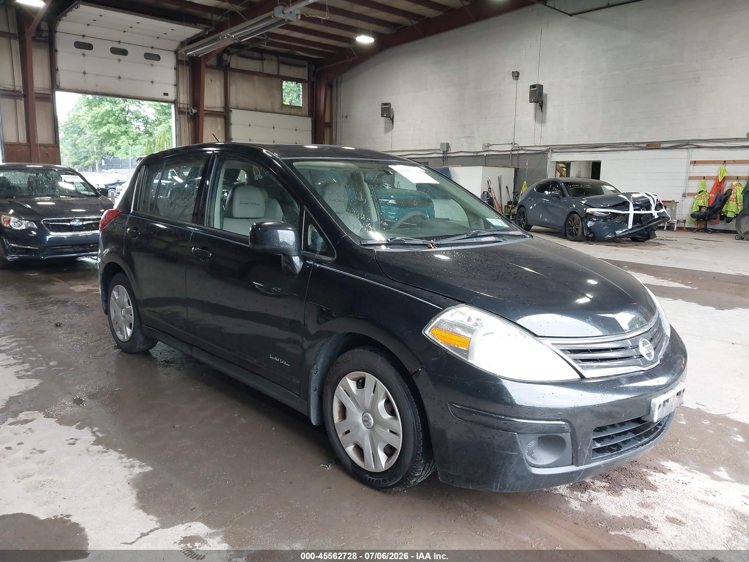 2010 Nissan Versa S, VIN 3N1BC1CPXAL374282 — Стихия