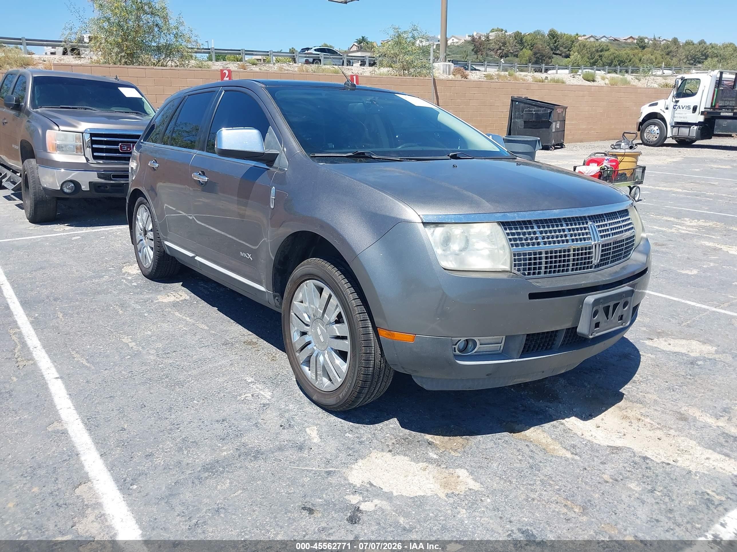 2010 Lincoln MKX, VIN 2LMDJ6JC5ABJ22167 — Rear end