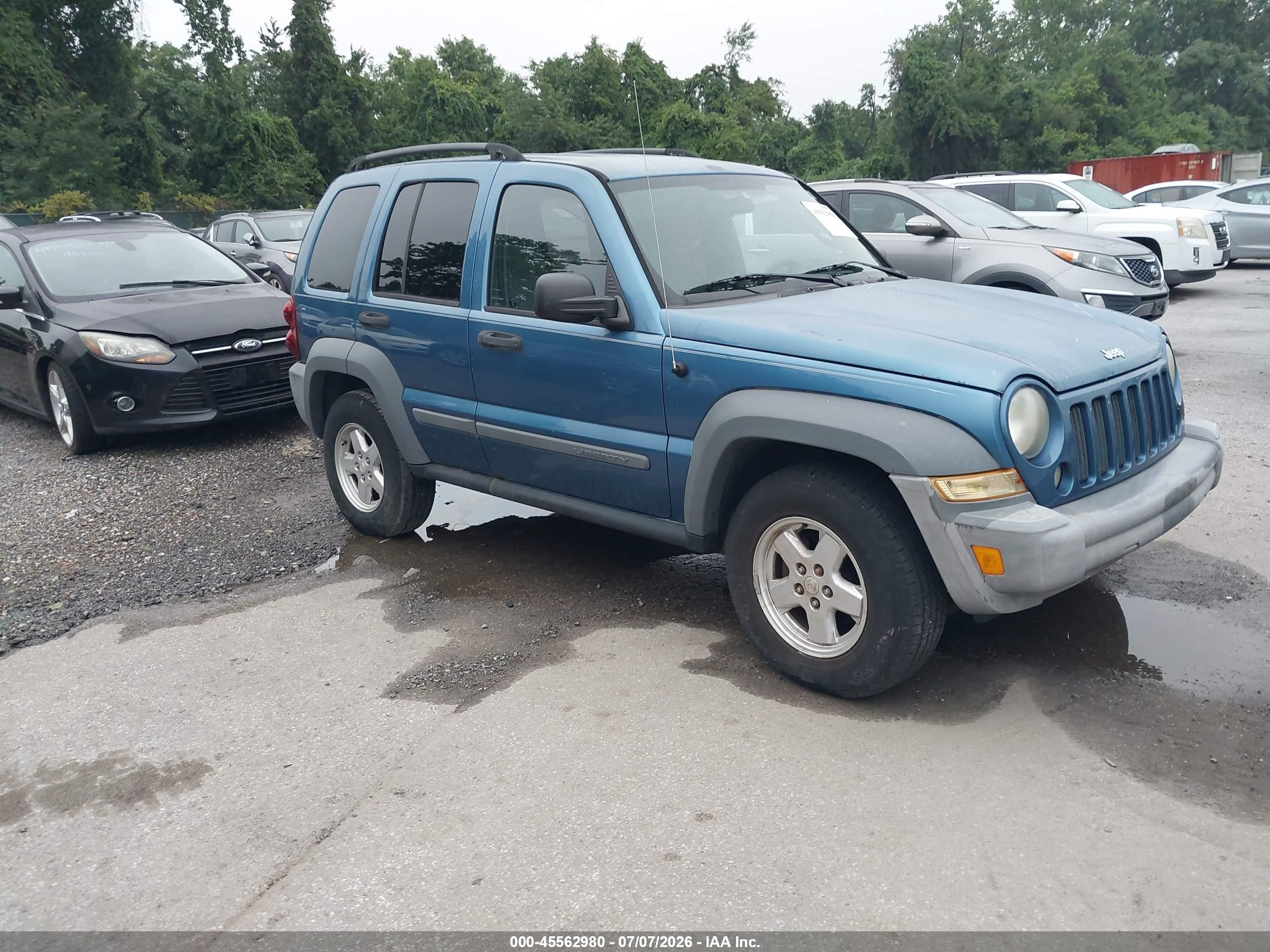 2006 Jeep Liberty Sport, VIN 1J4GL48K26W102709 — Normal wear