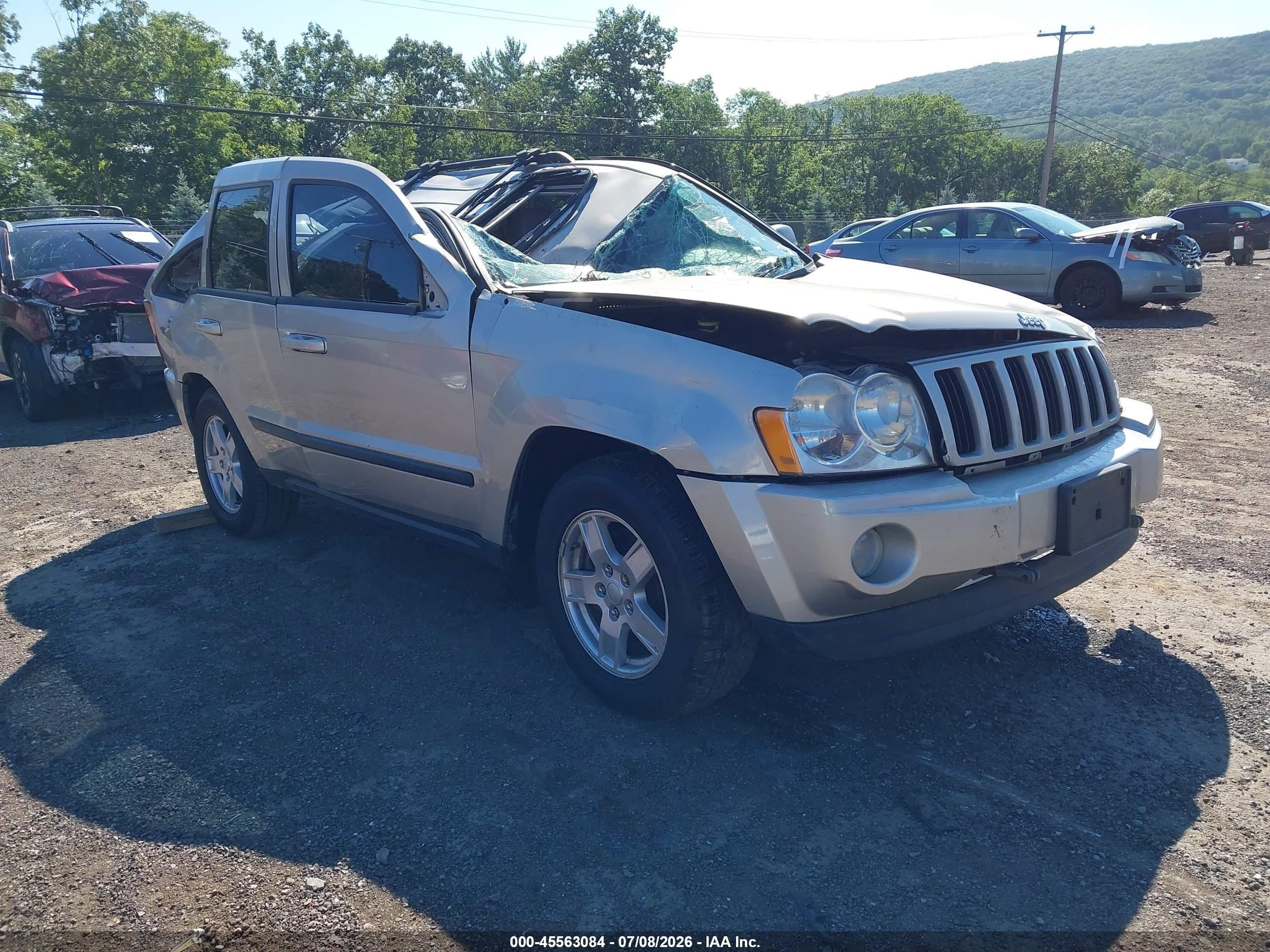 2007 Jeep Grand Cherokee Laredo, VIN 1J8HR48N97C678148 — Storm