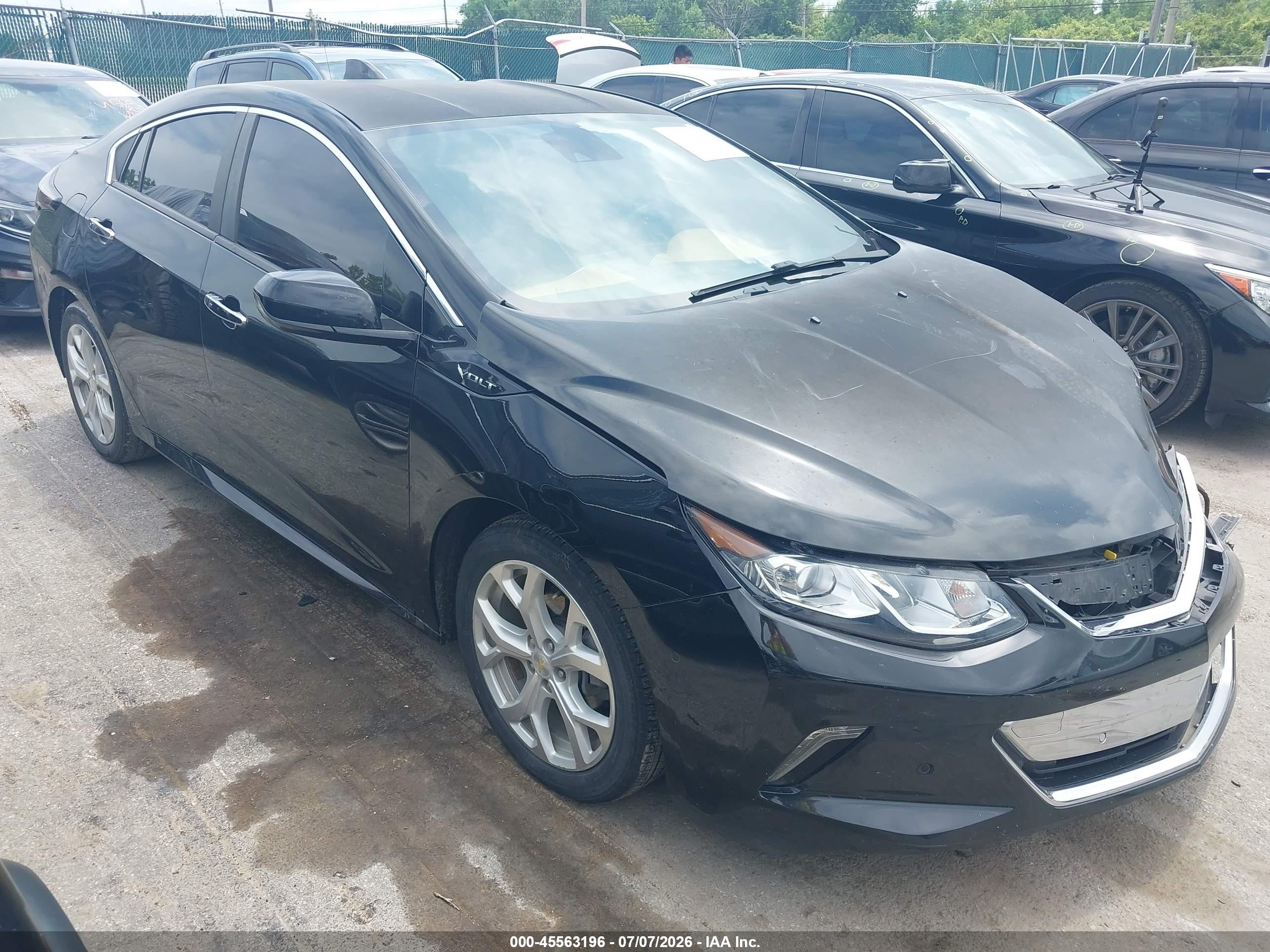 2017 Chevrolet Volt Premier, VIN 1G1RD6S51HU109314 — Front end