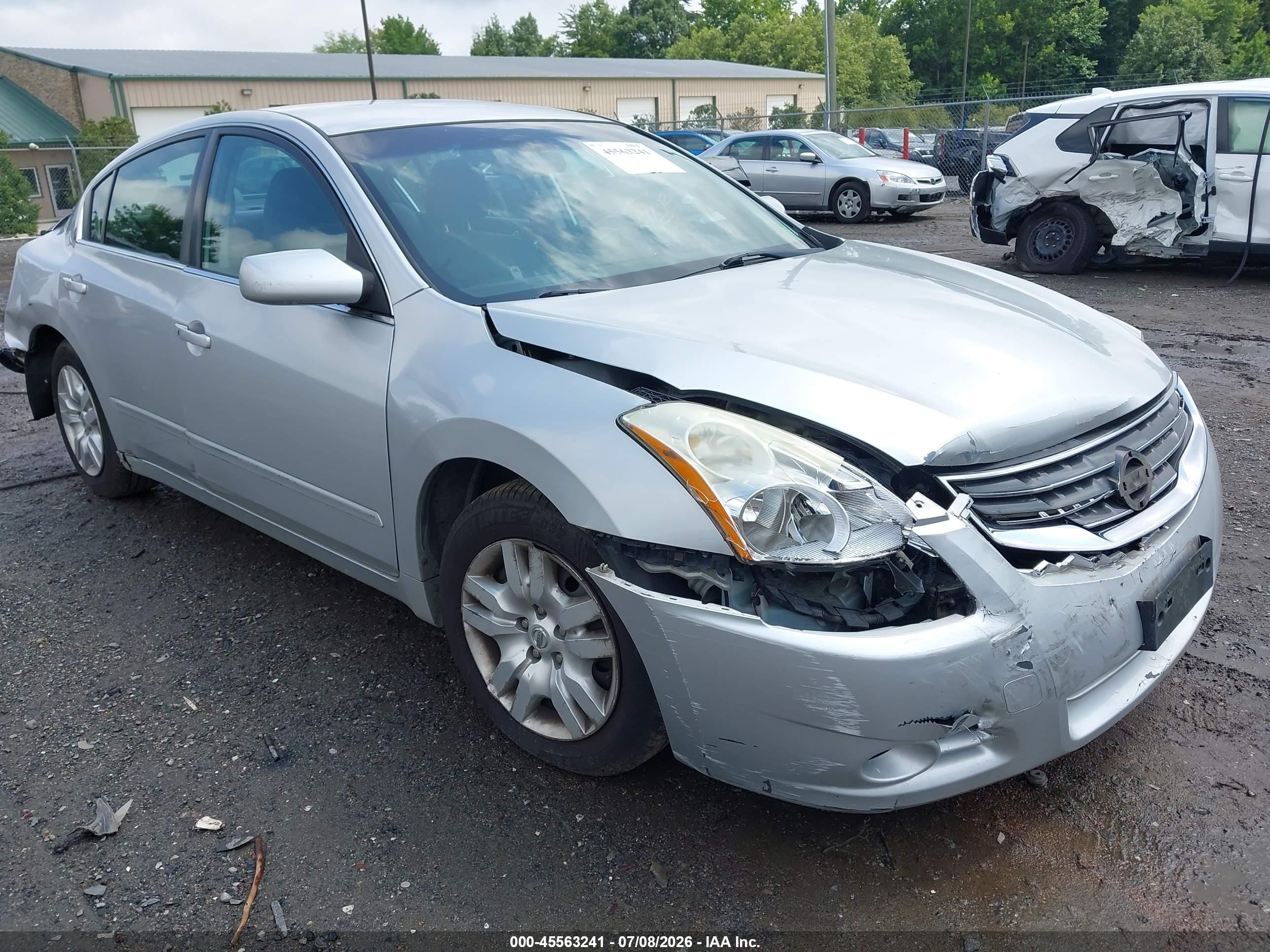 2011 Nissan Altima S, VIN 1N4AL2AP2BC162884 — Rear end