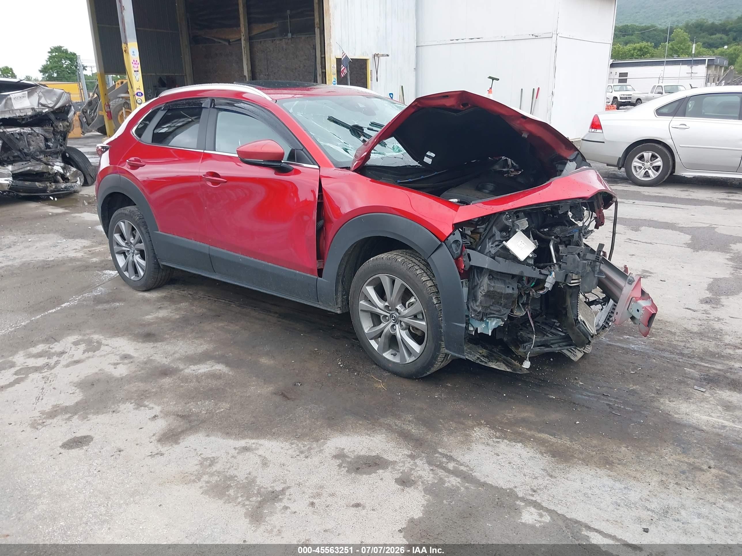 2022 Mazda CX-30 S Carbon Edition, VIN 3MVDMBCL9NM442897 — Front end