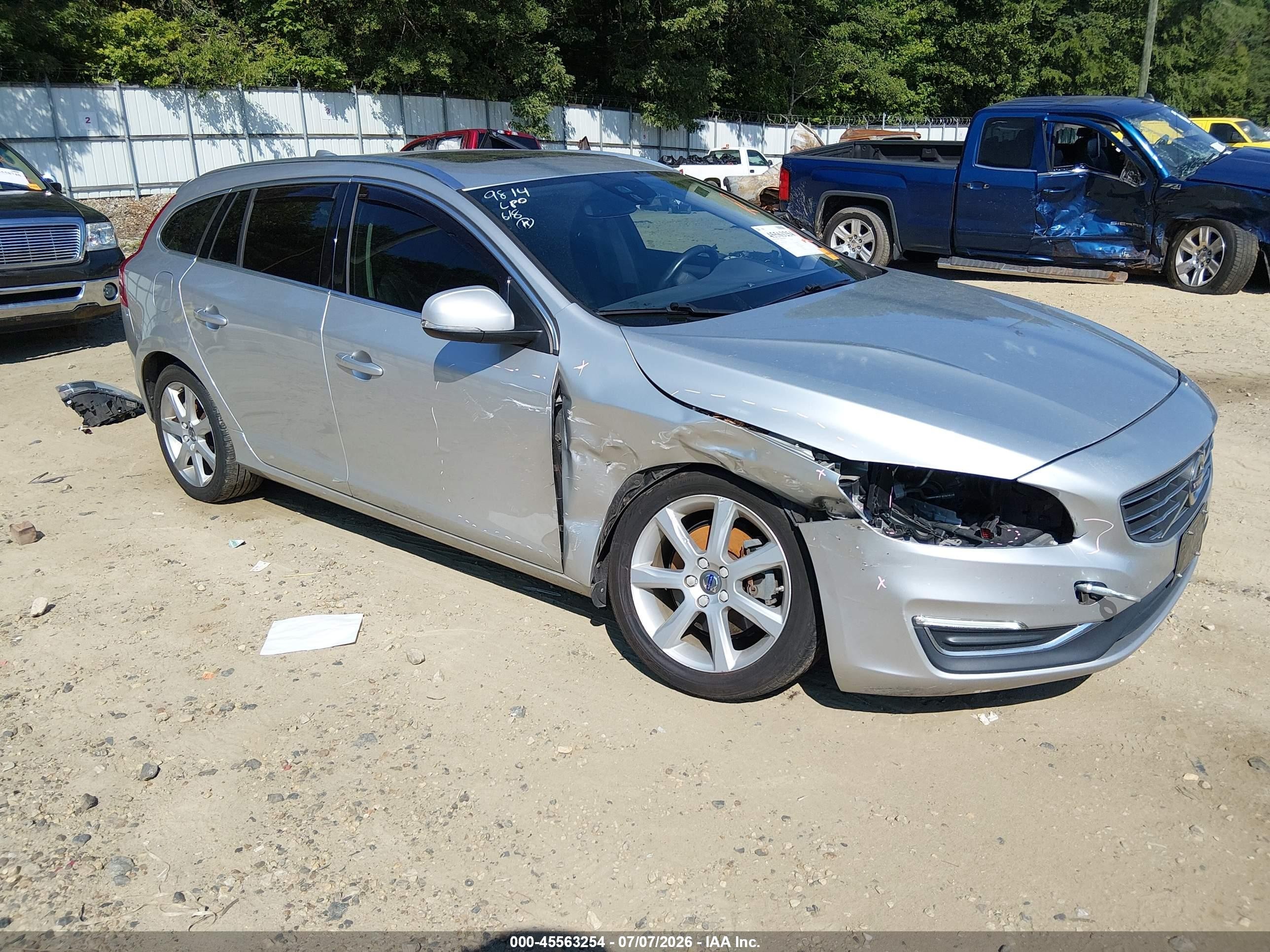 2017 Volvo V60 Premier, VIN YV140MEK7H1369814 — Undercarriage