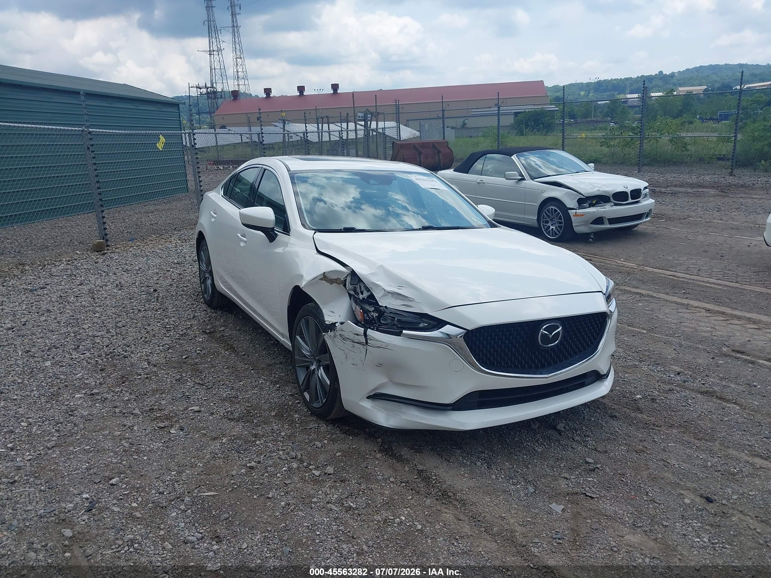 2021 Mazda 6 Touring, VIN JM1GL1VM3M1603340 — Перед